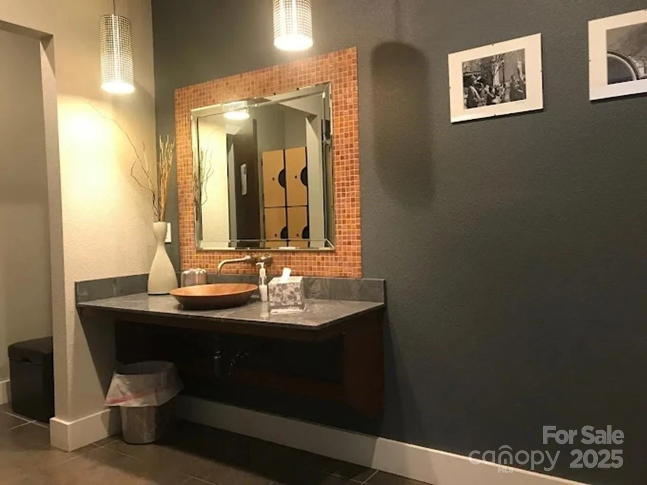317 N King Street - Photo 8