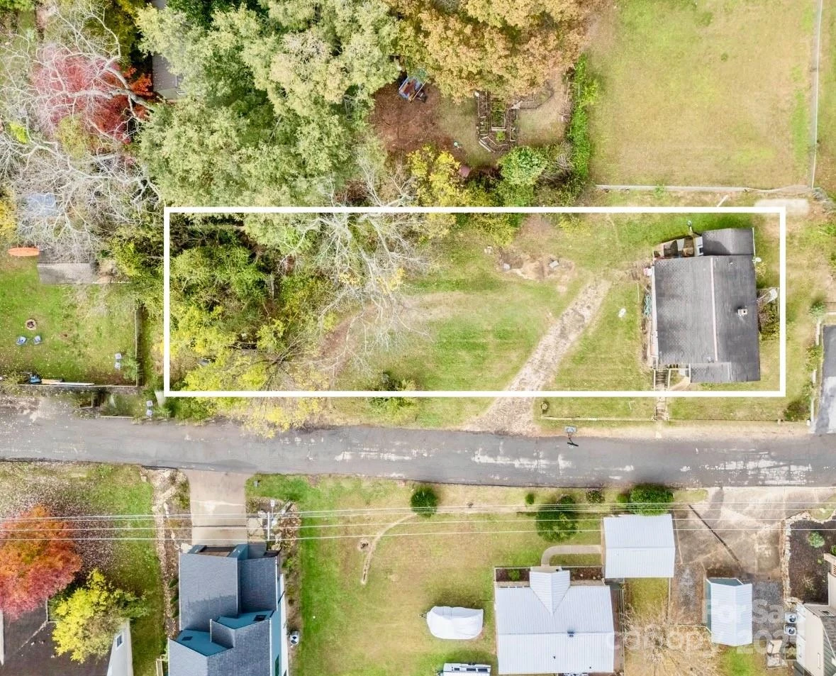 27 Lamb Avenue - Photo 2