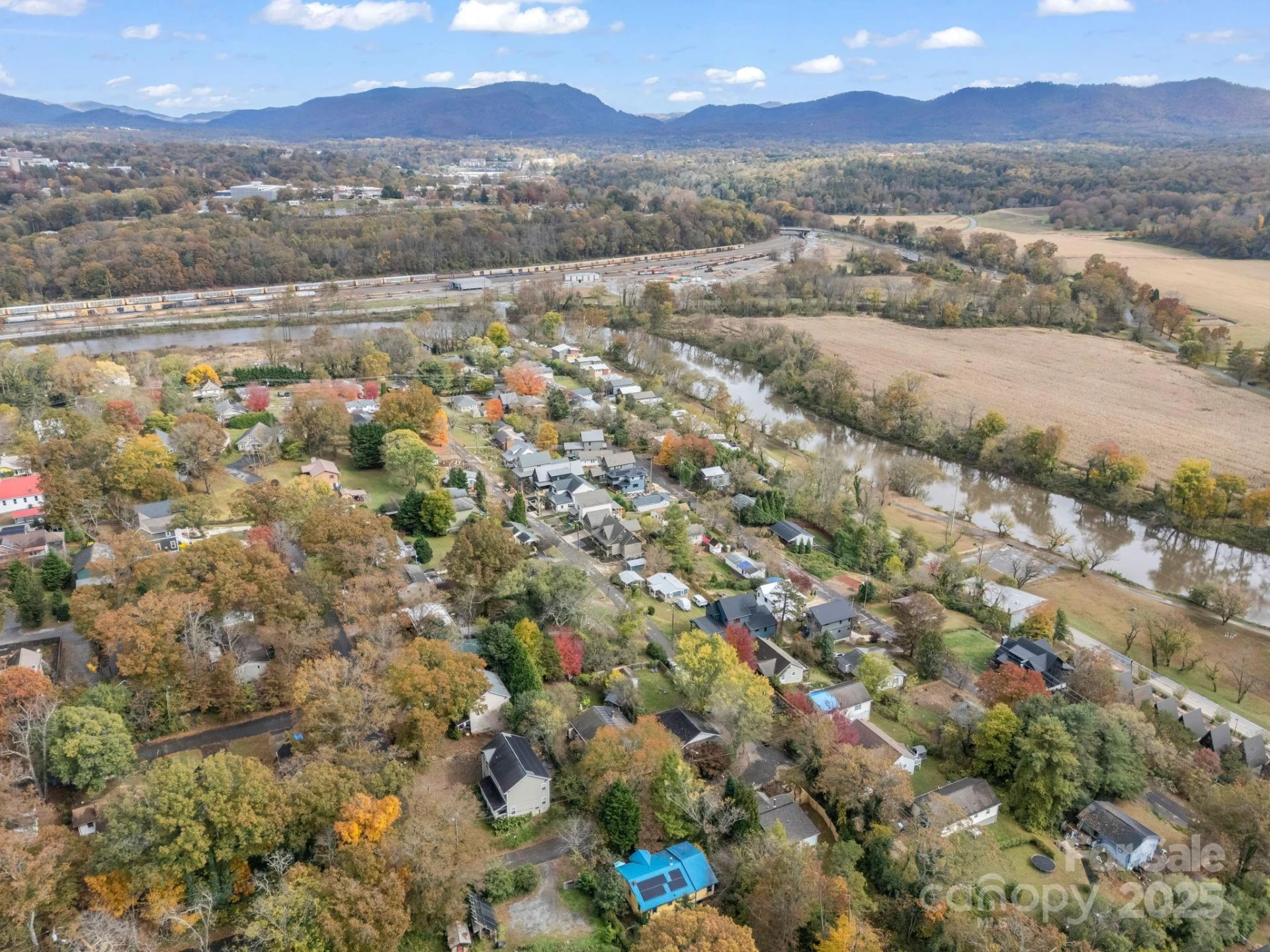 27 Lamb Avenue - Photo 13