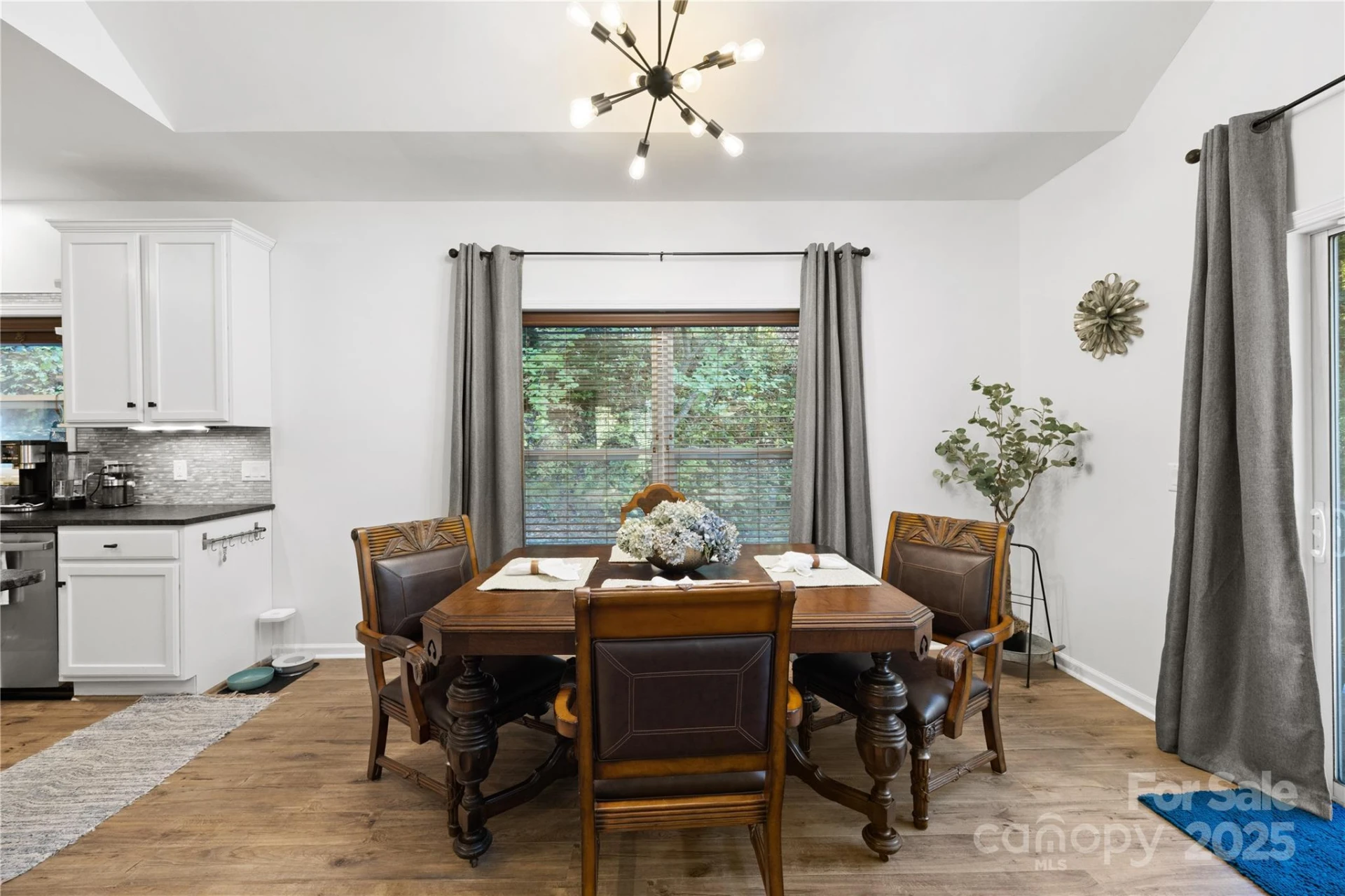 1308 Bell Mountain Road - Photo 7