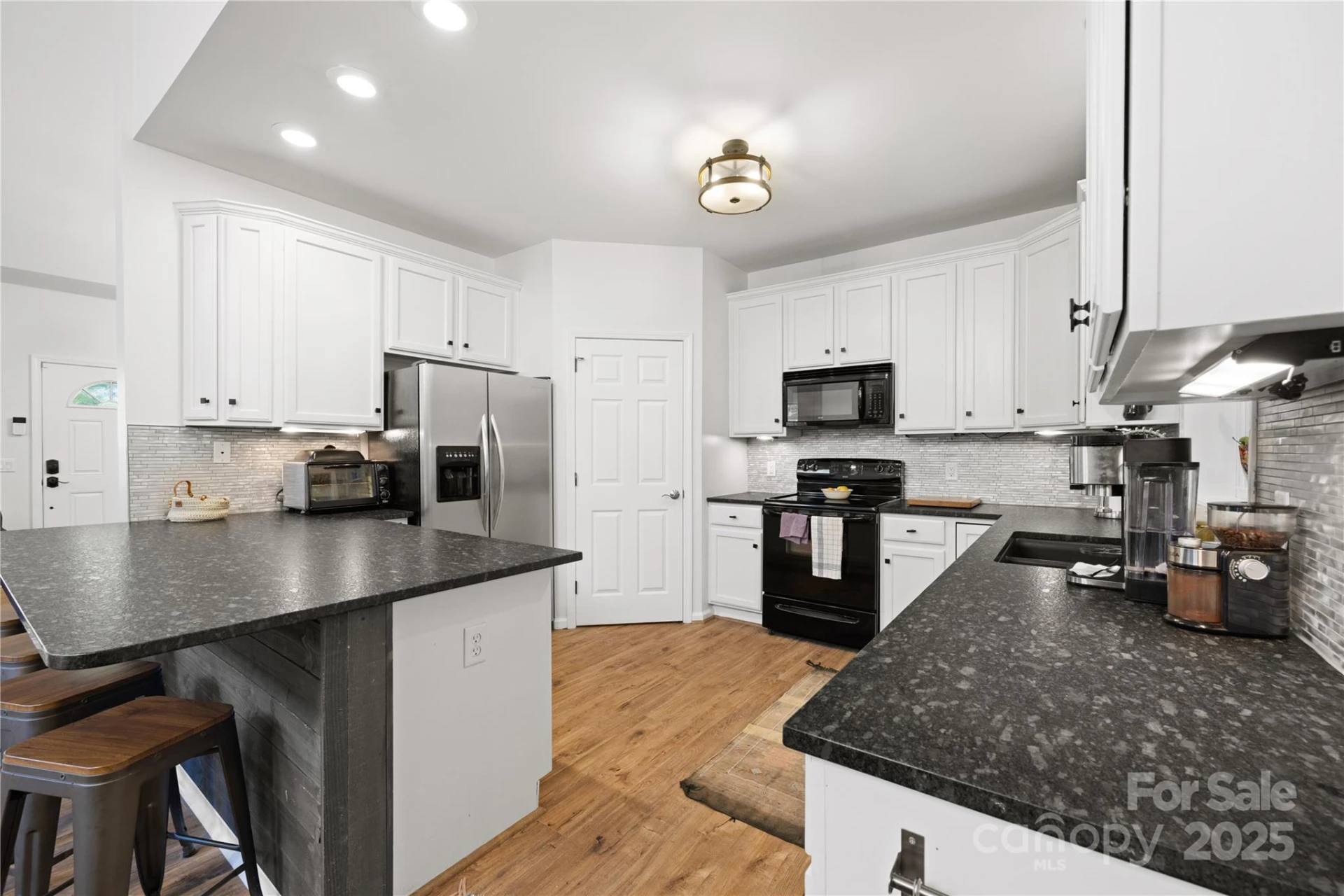 1308 Bell Mountain Road - Photo 9