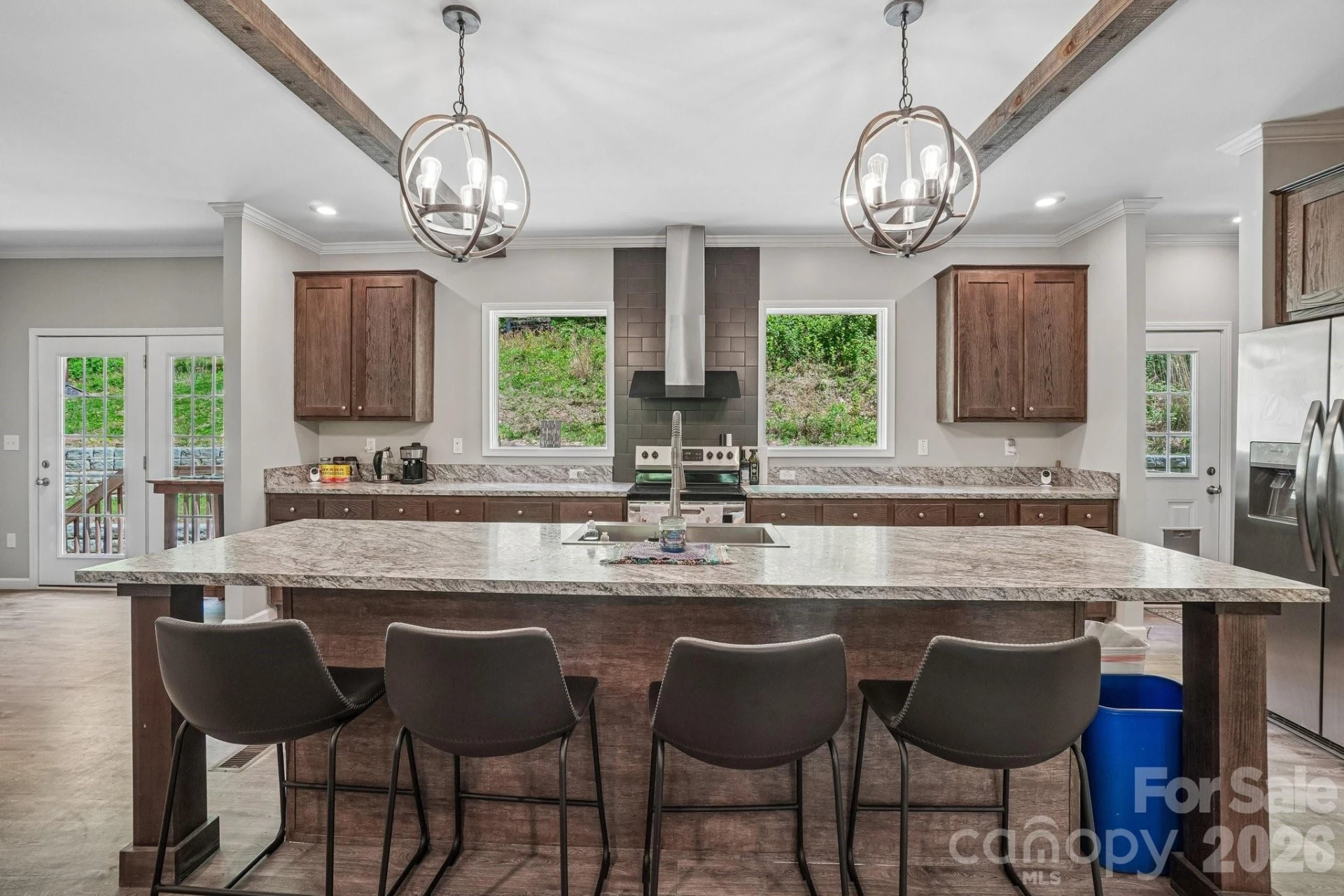 590 Willow Lane - Photo 5