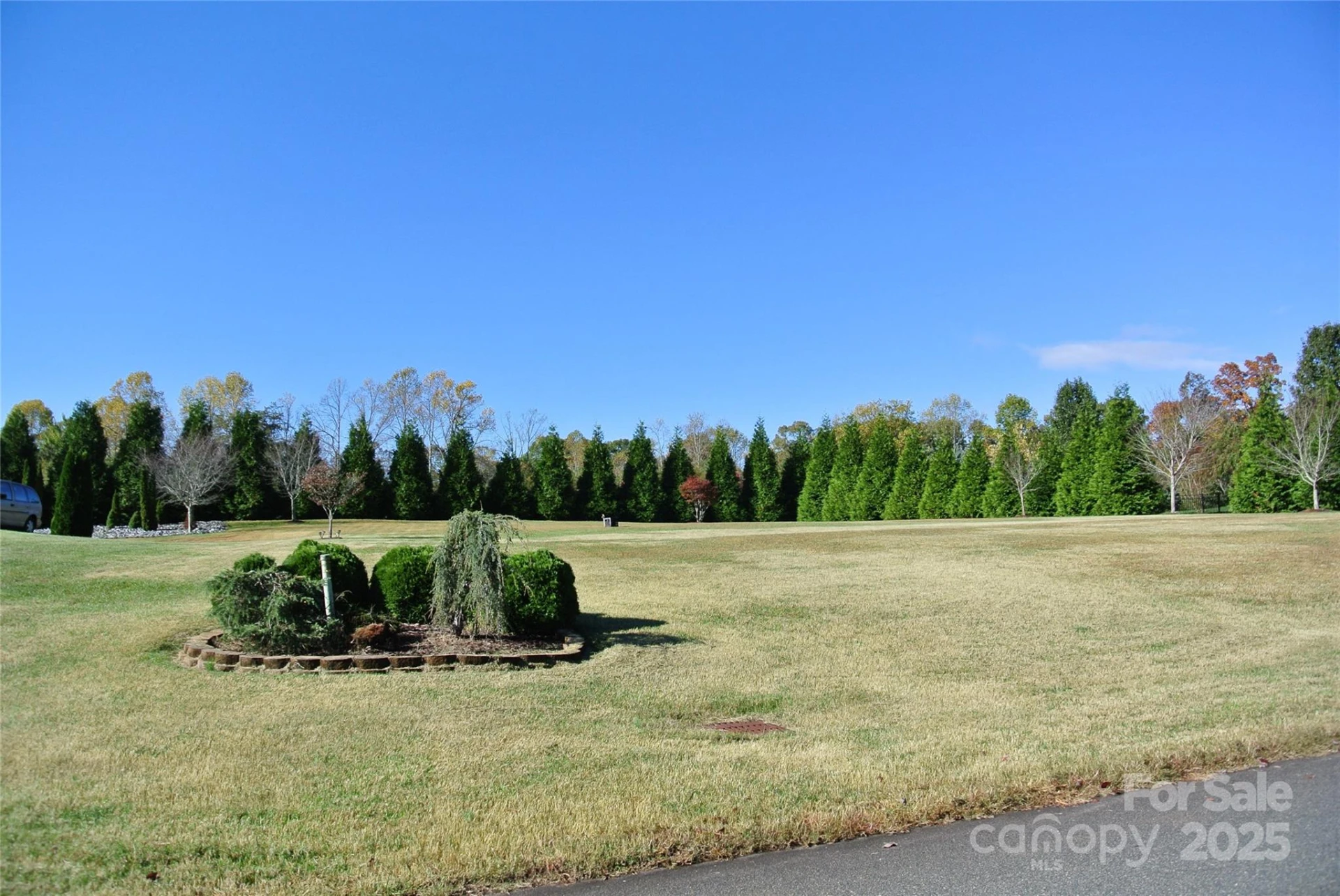 153 Kensington Drive - Photo 2