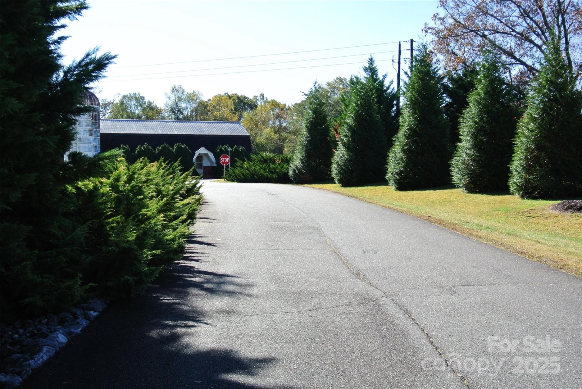 153 Kensington Drive - Photo 16