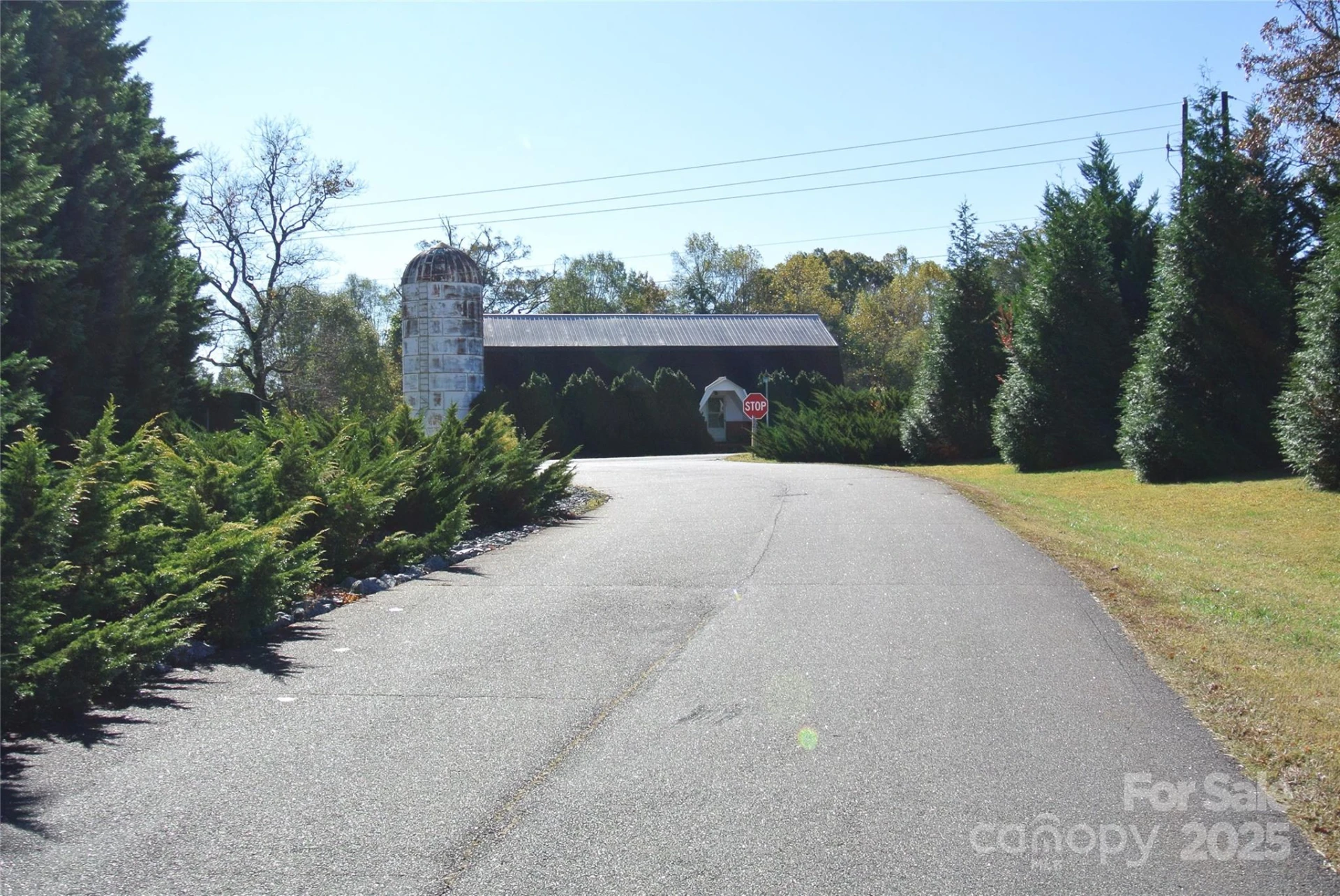 153 Kensington Drive - Photo 17