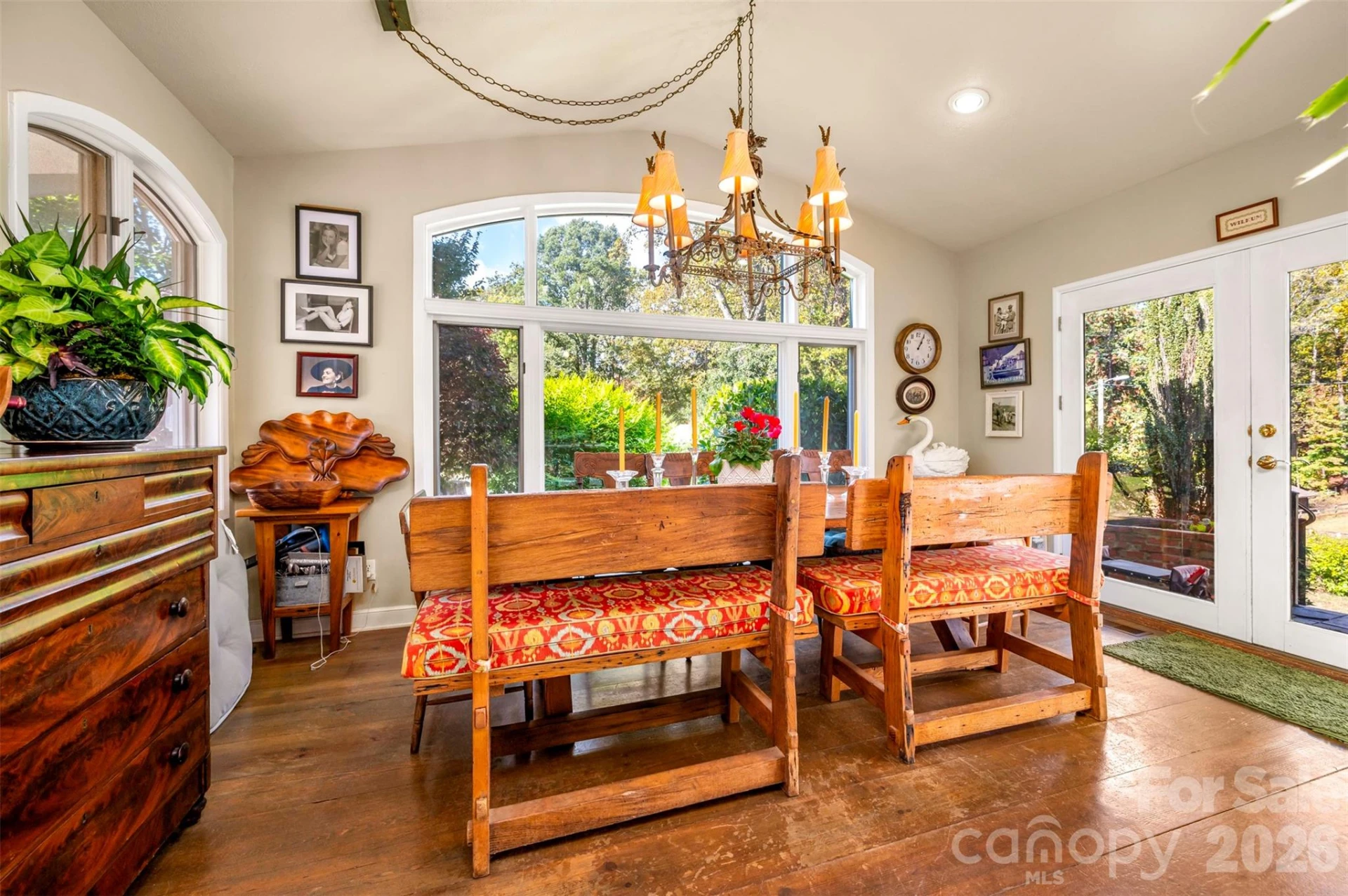 936 Golden Road - Photo 16
