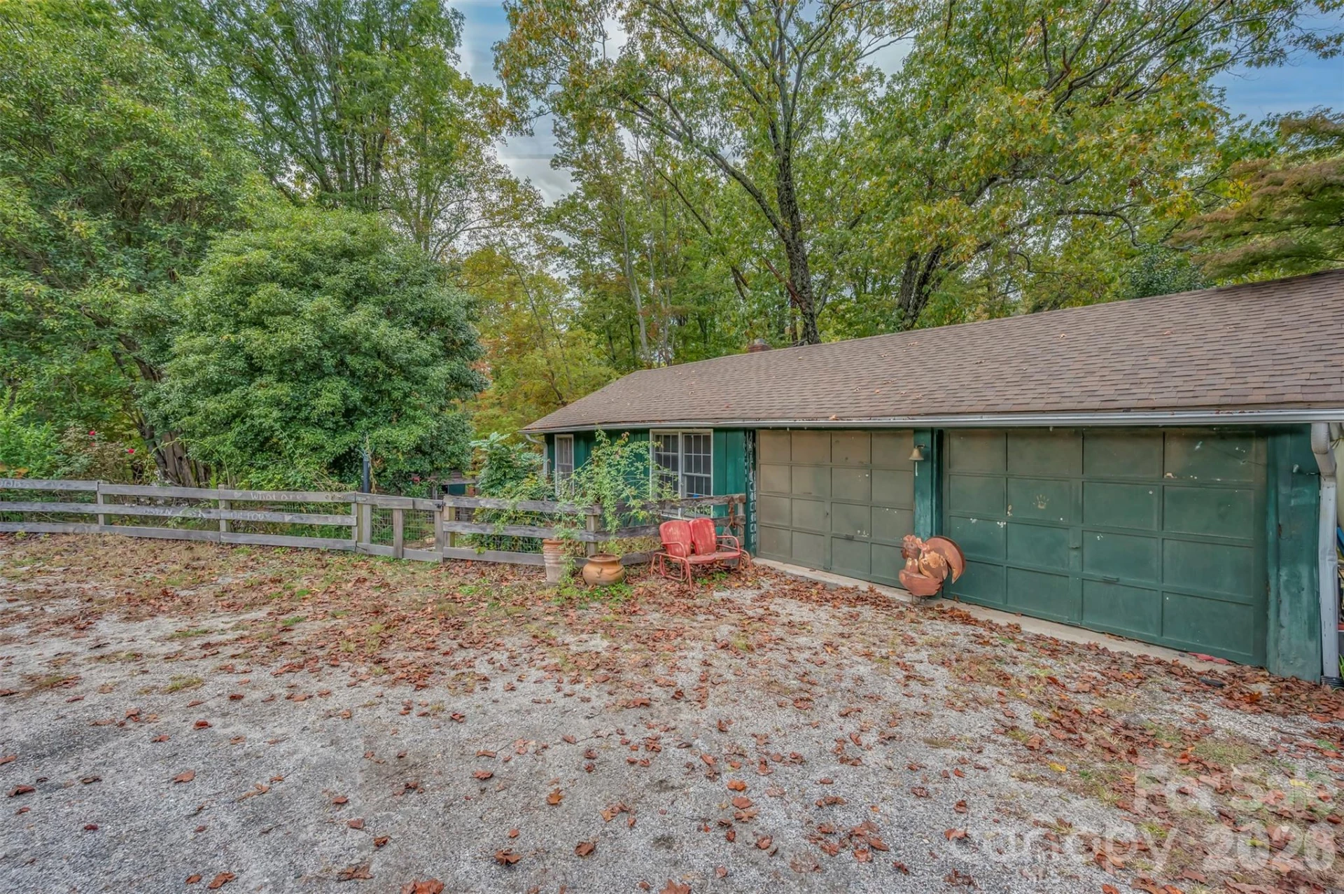 936 Golden Road - Photo 26