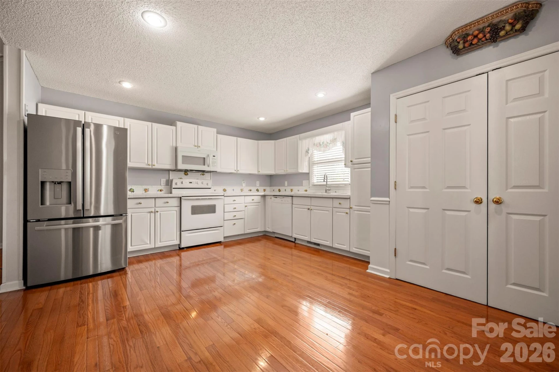 506 Pleasant Street - Photo 11