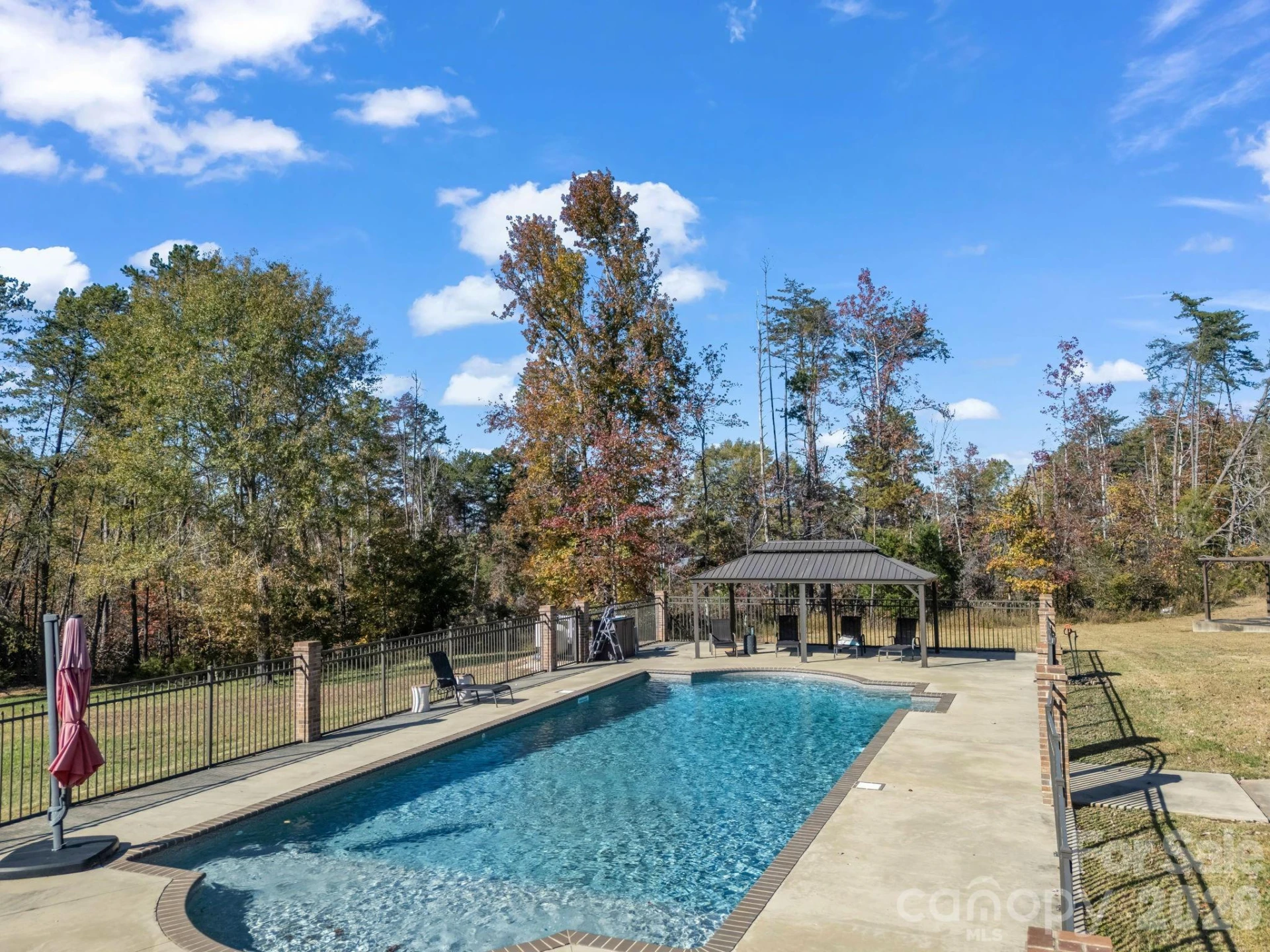 1102 S Mountain Road - Photo 35