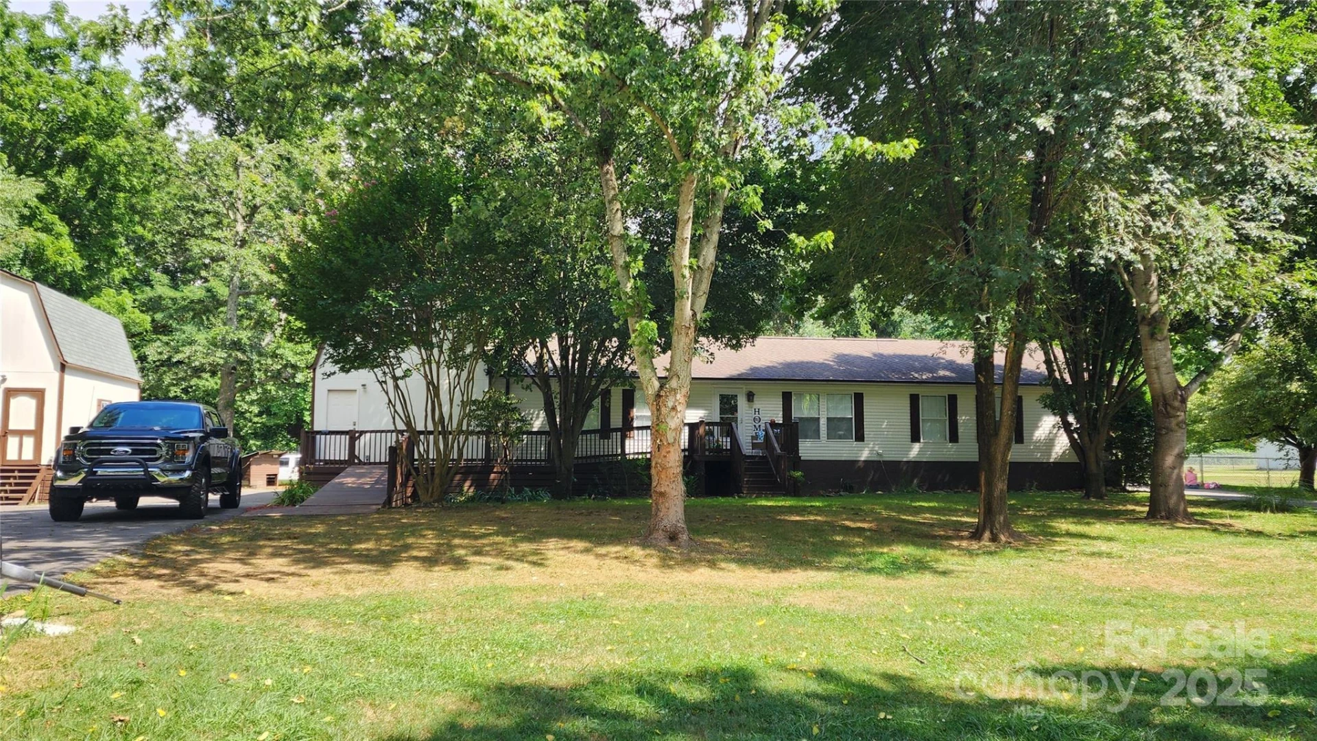 1235 Sulphur Springs Road - Photo 2