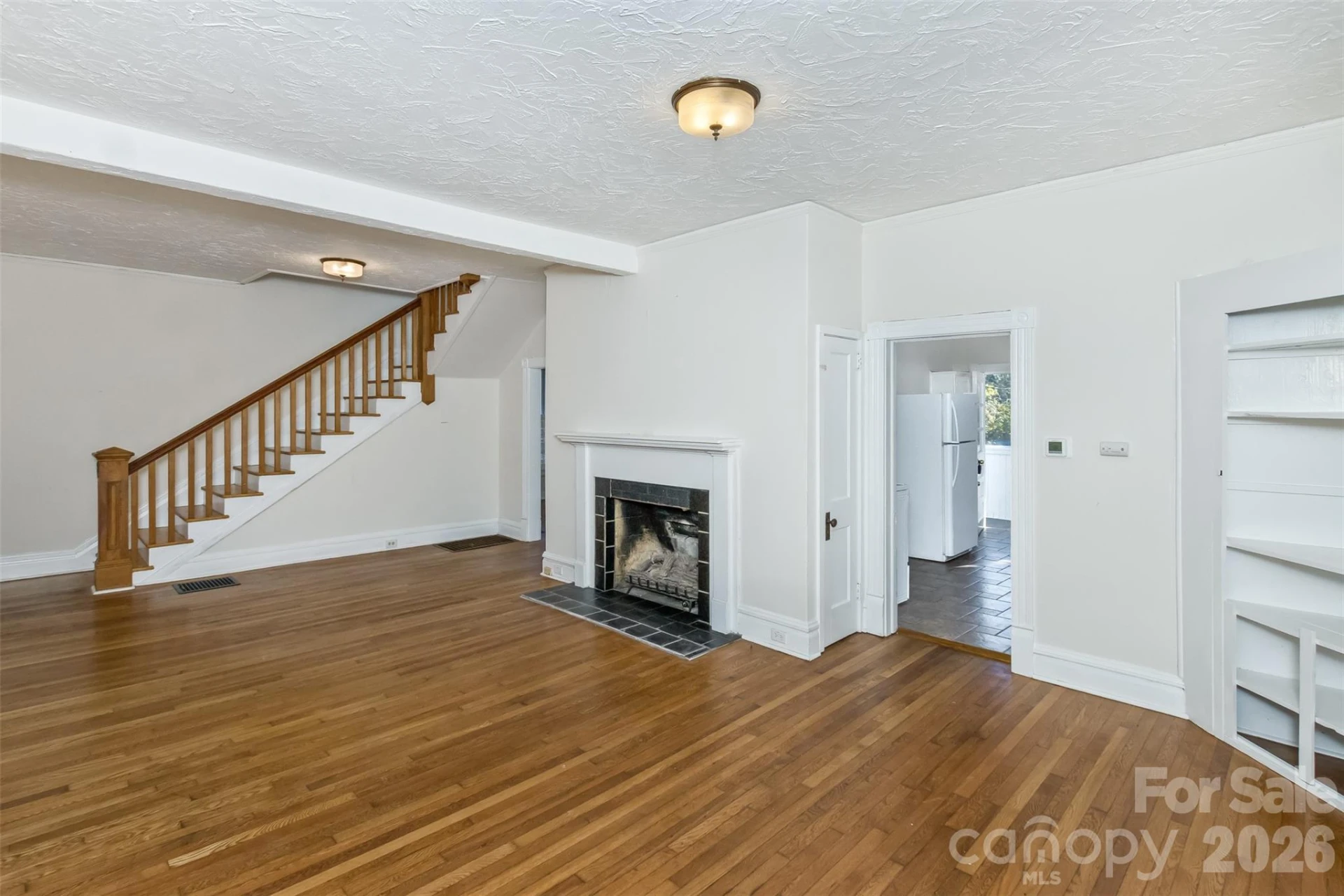 195 Terrace Drive - Photo 2