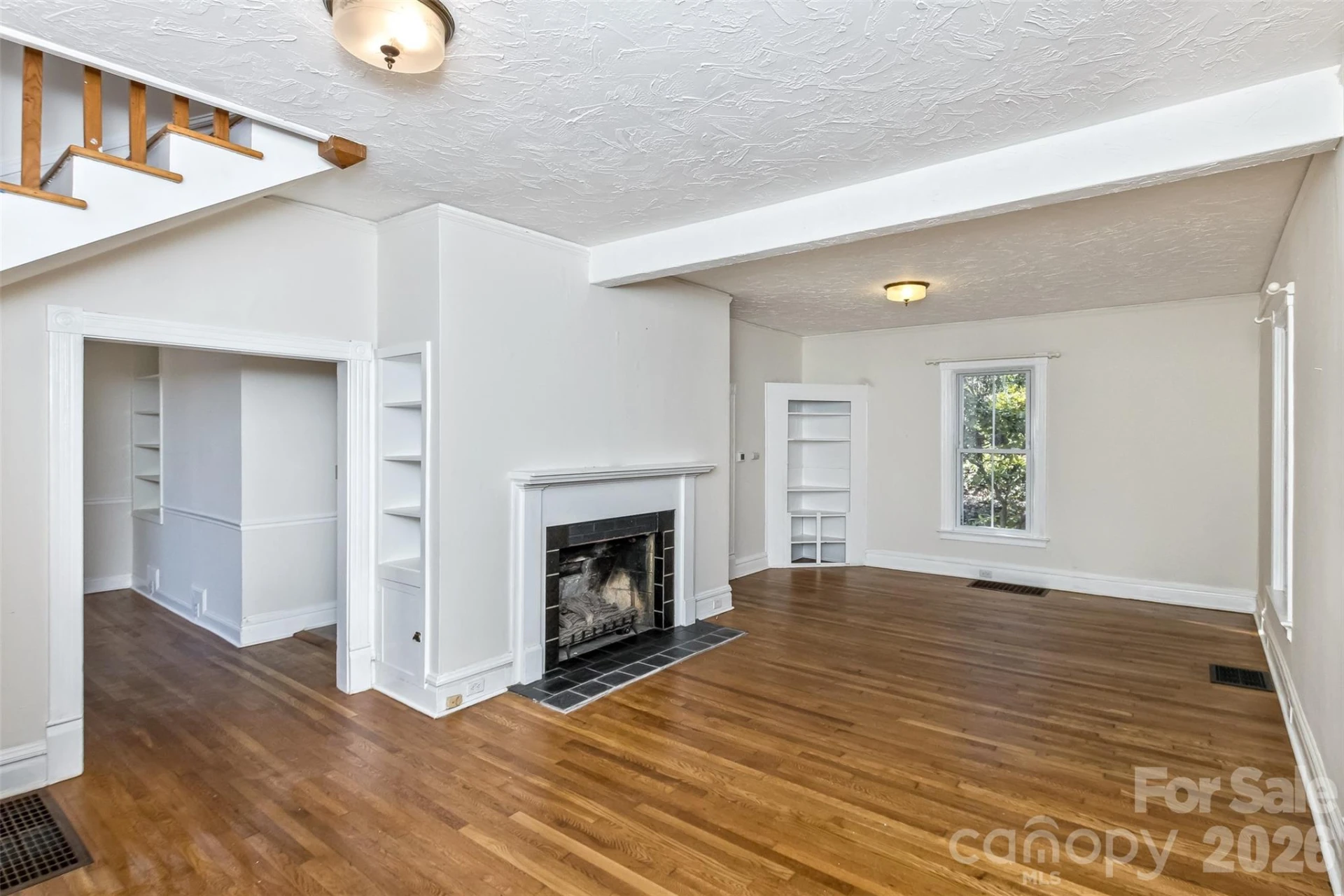 195 Terrace Drive - Photo 3