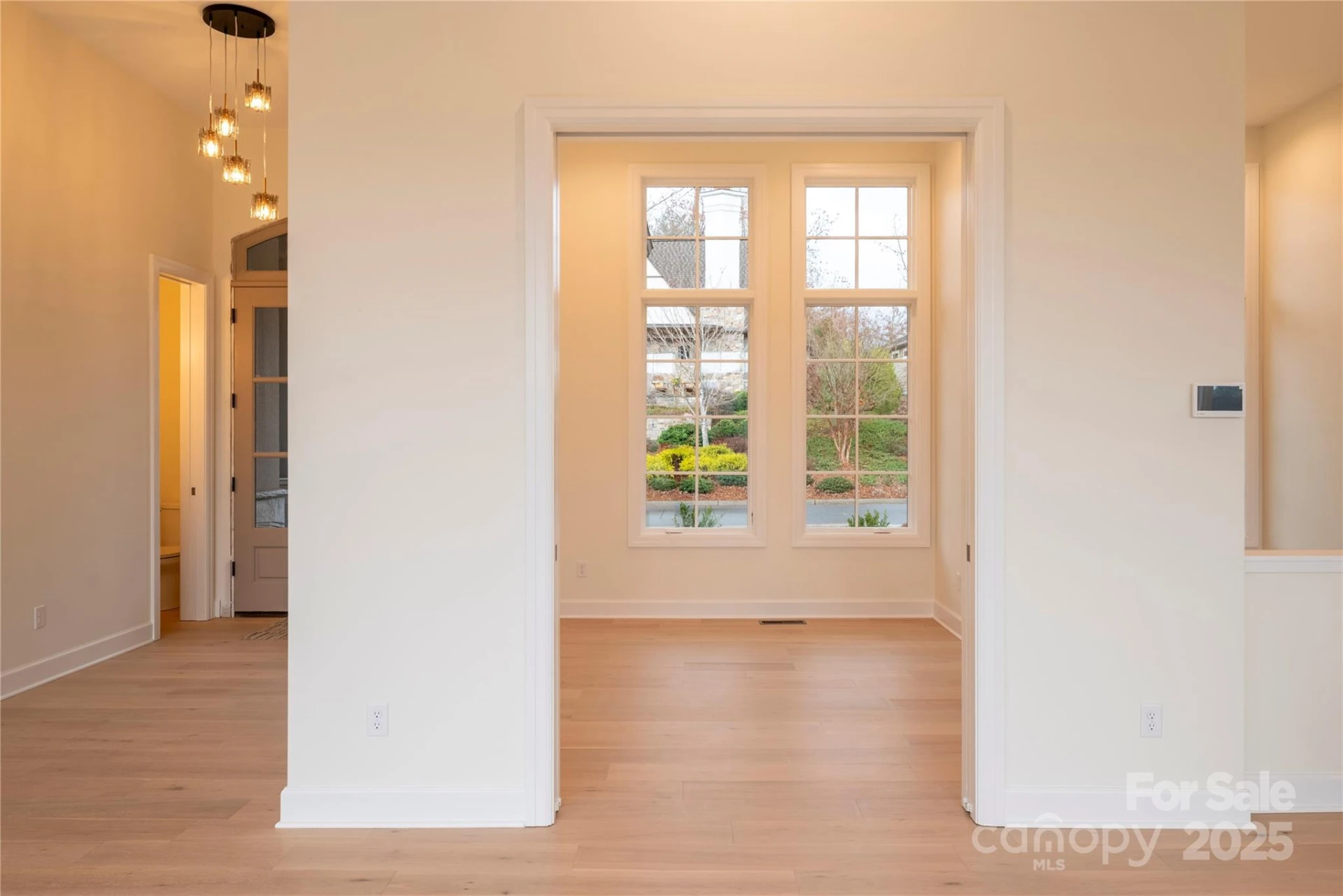 15 Evian Court - Photo 13