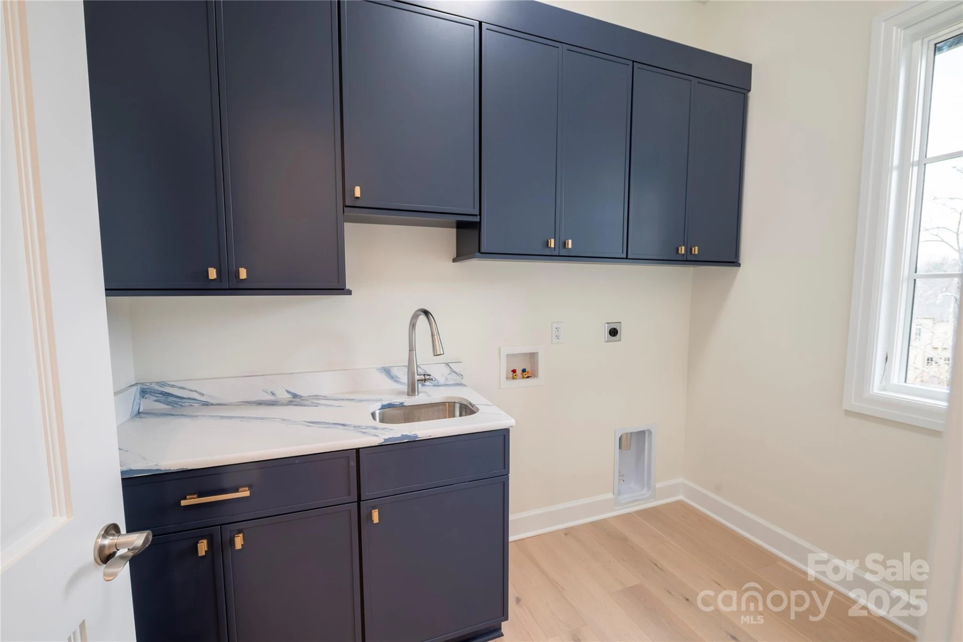 15 Evian Court - Photo 15