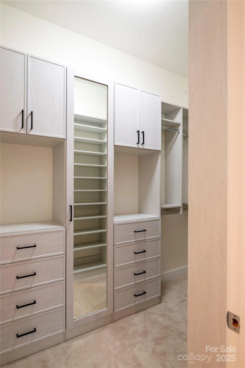 15 Evian Court - Photo 10