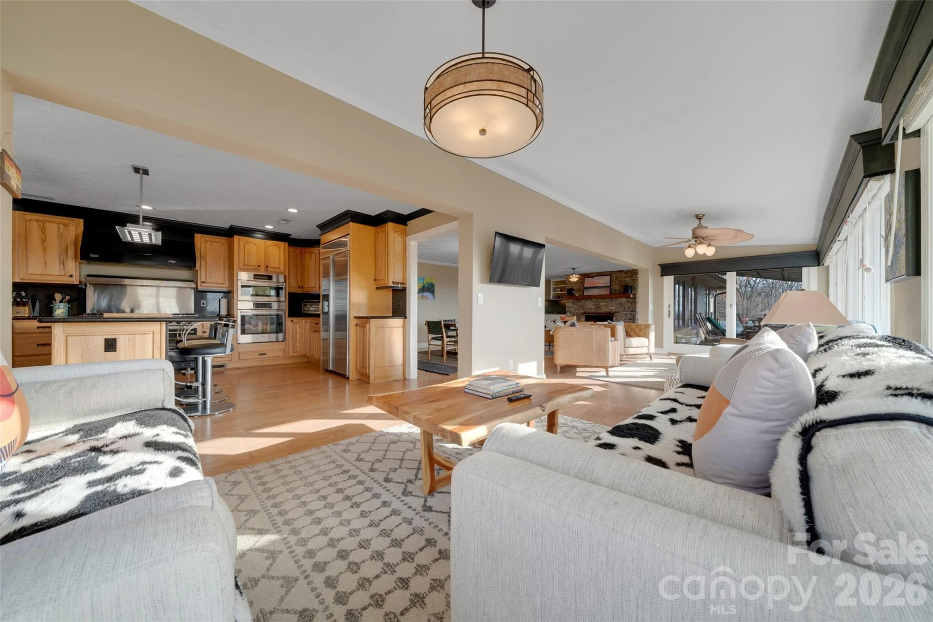 300 Roberts Drive - Photo 16