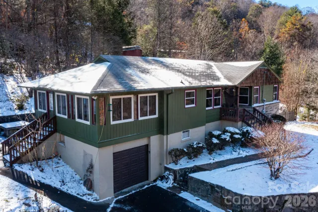 1115 Bee Tree Road