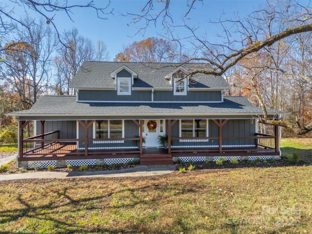 1121 Cove Road