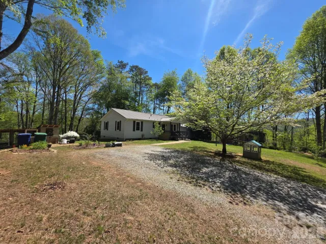 6 Gun Flint Trail