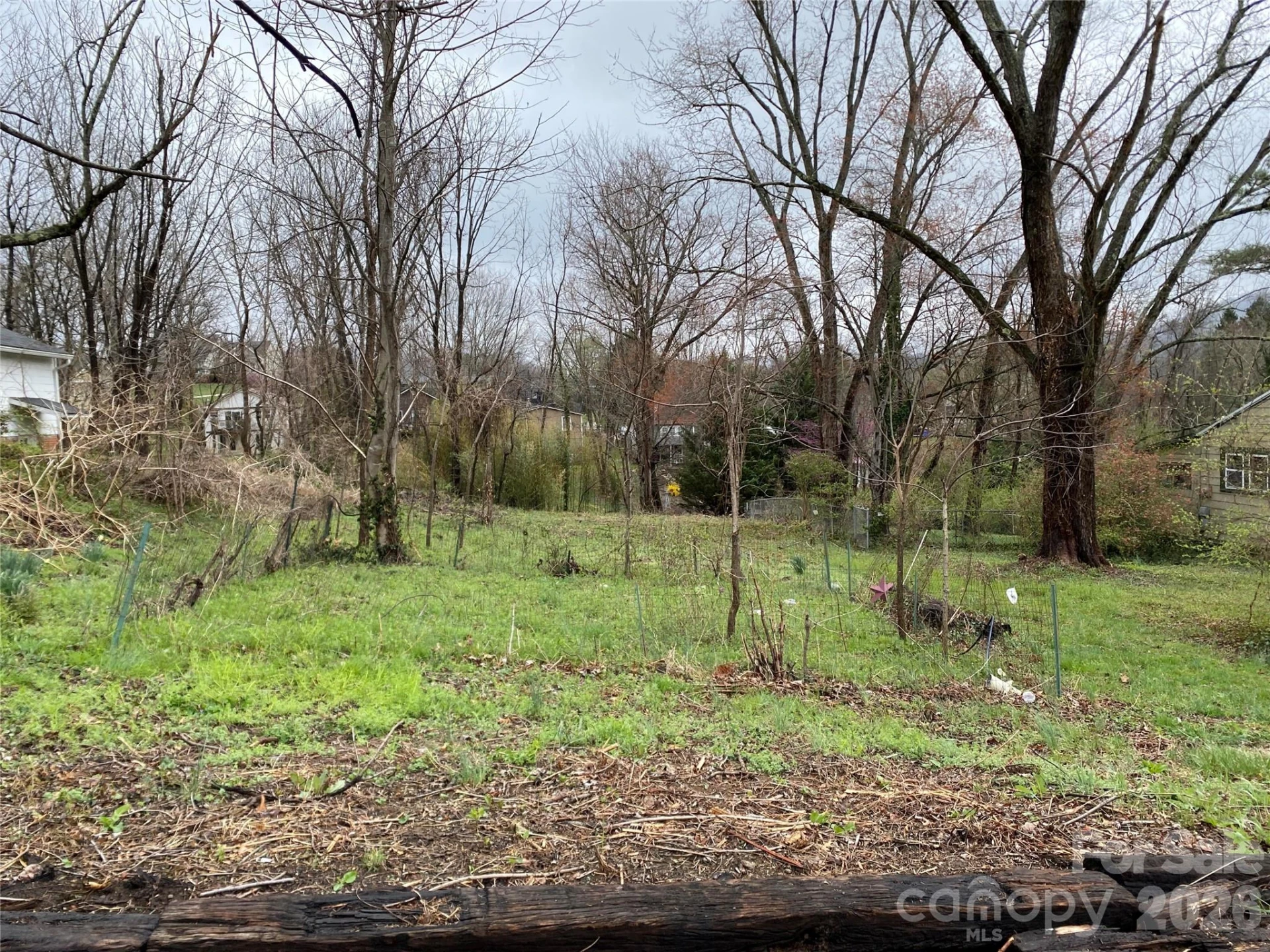 24 Ridge Avenue - Photo 4