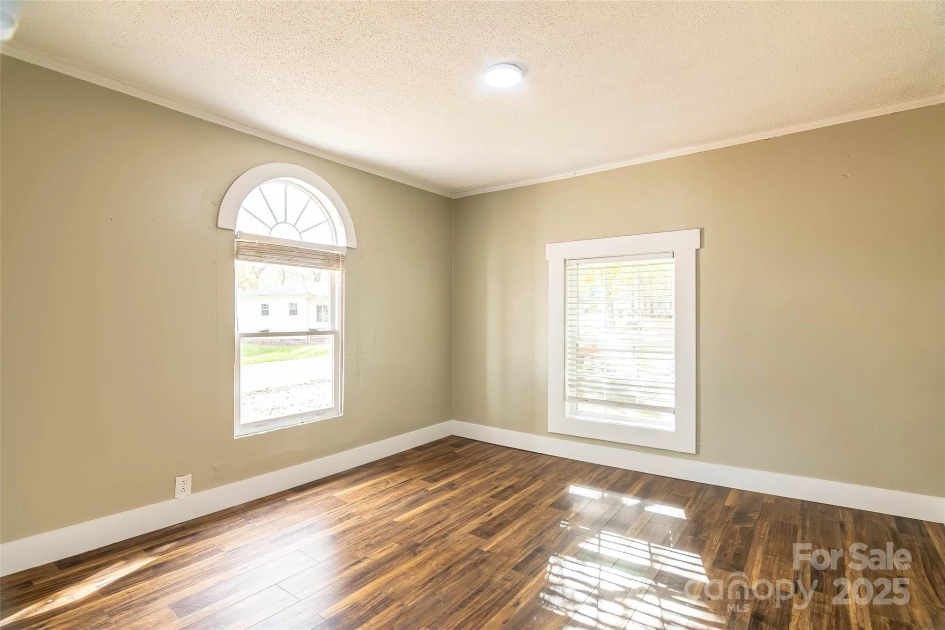 126 Hill Street - Photo 10