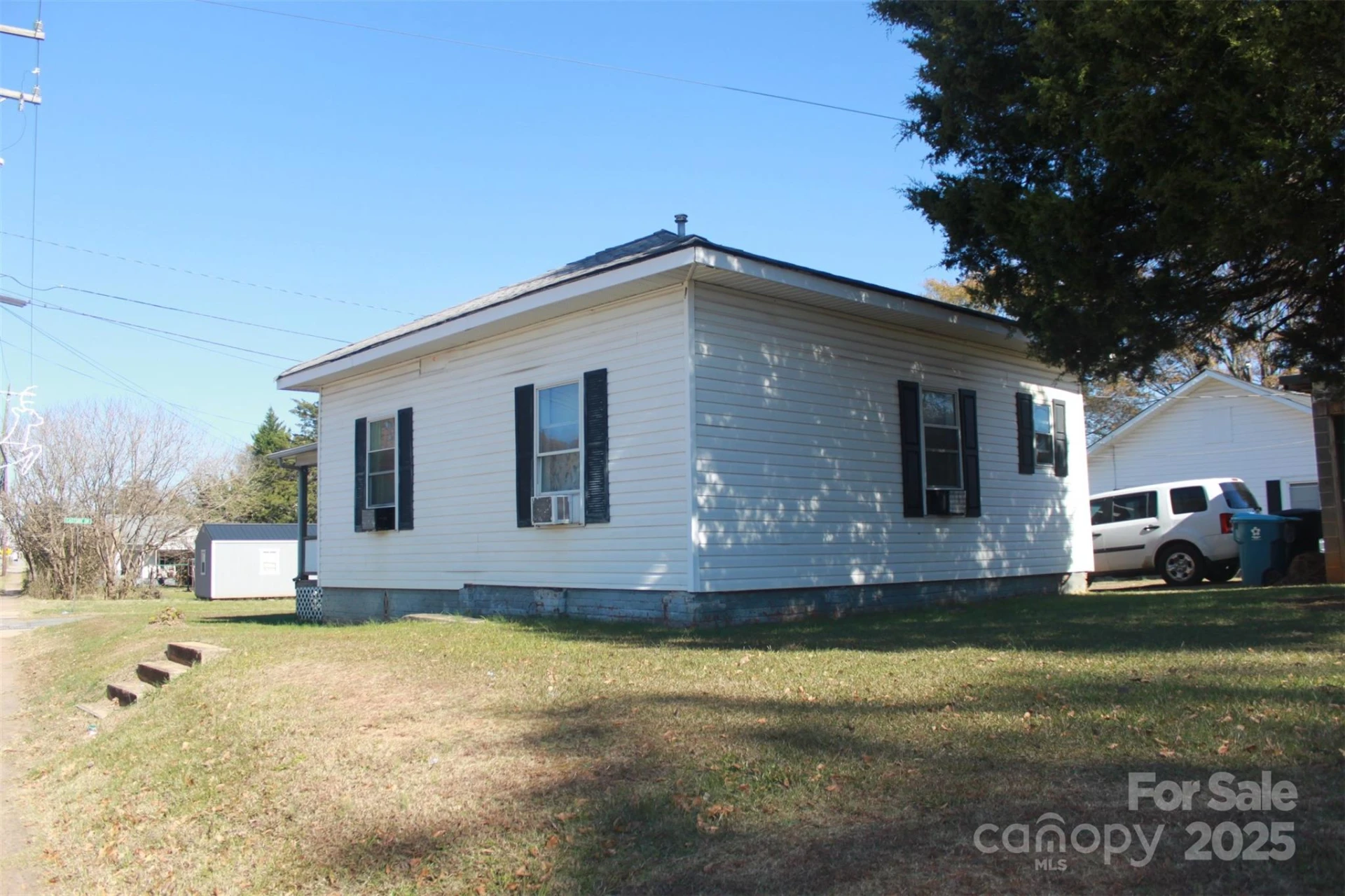 112 Eastside Drive - Photo 9