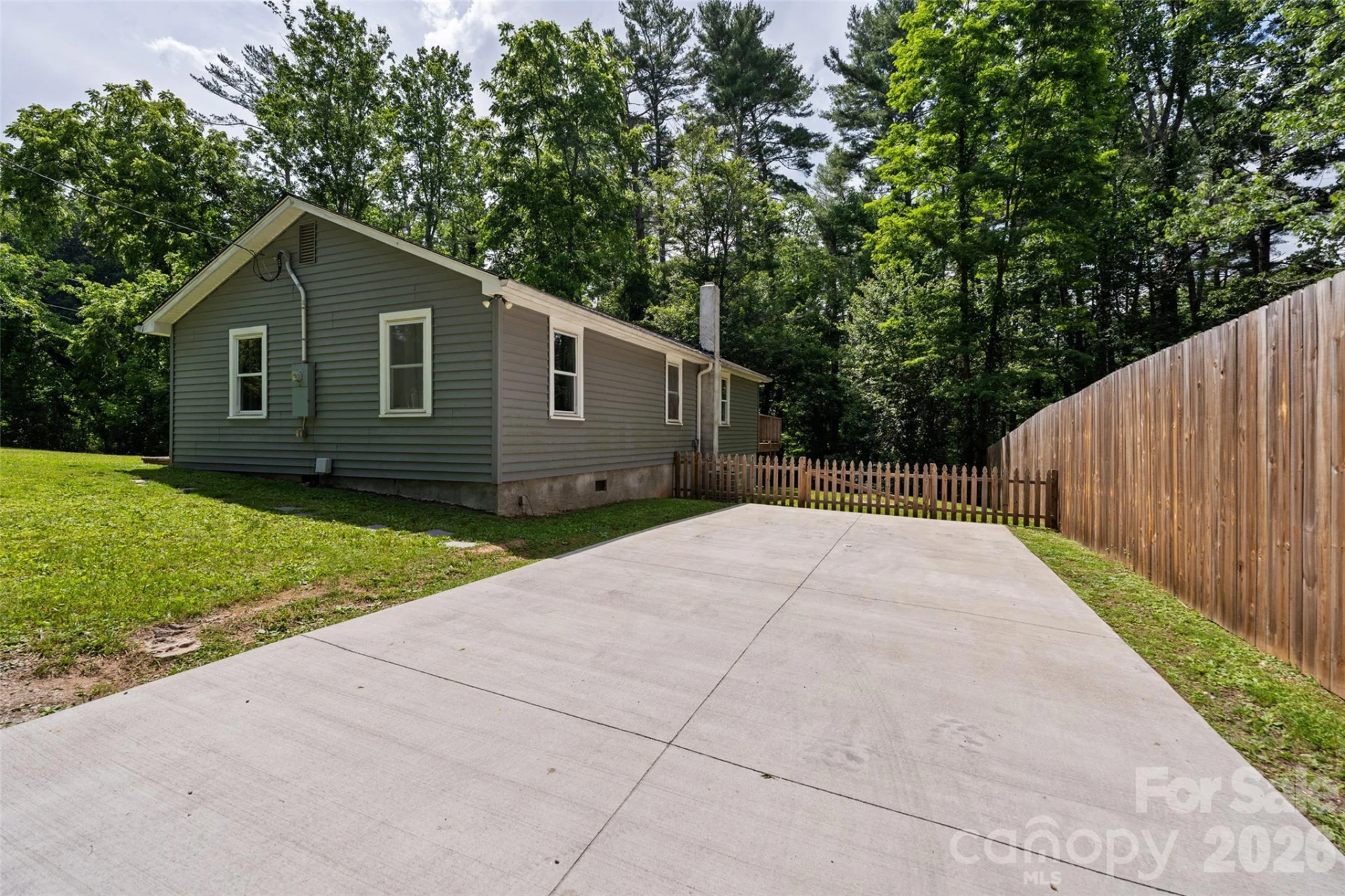 334 Mills Gap Road - Photo 19