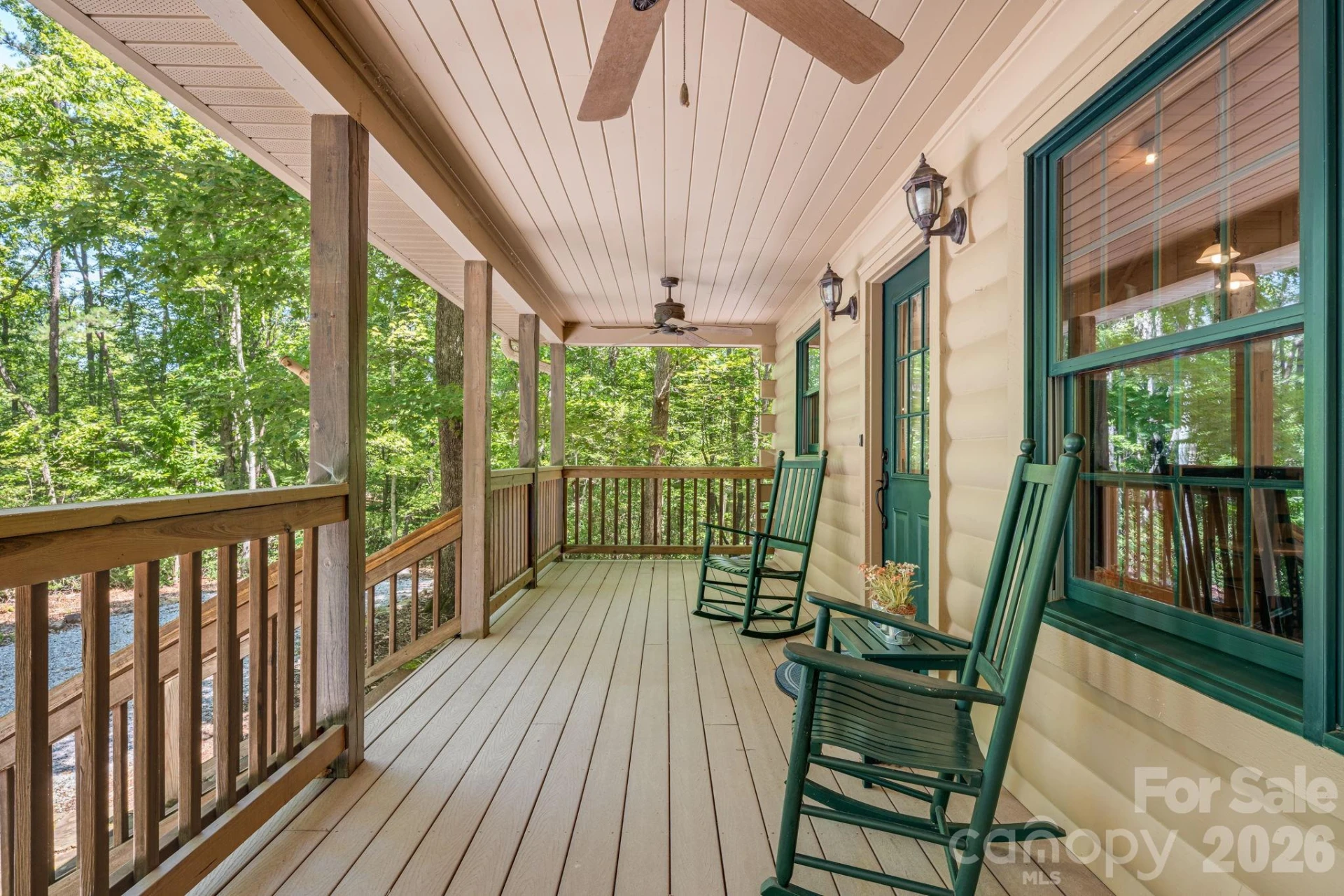 240 Ravenswood Drive - Photo 4