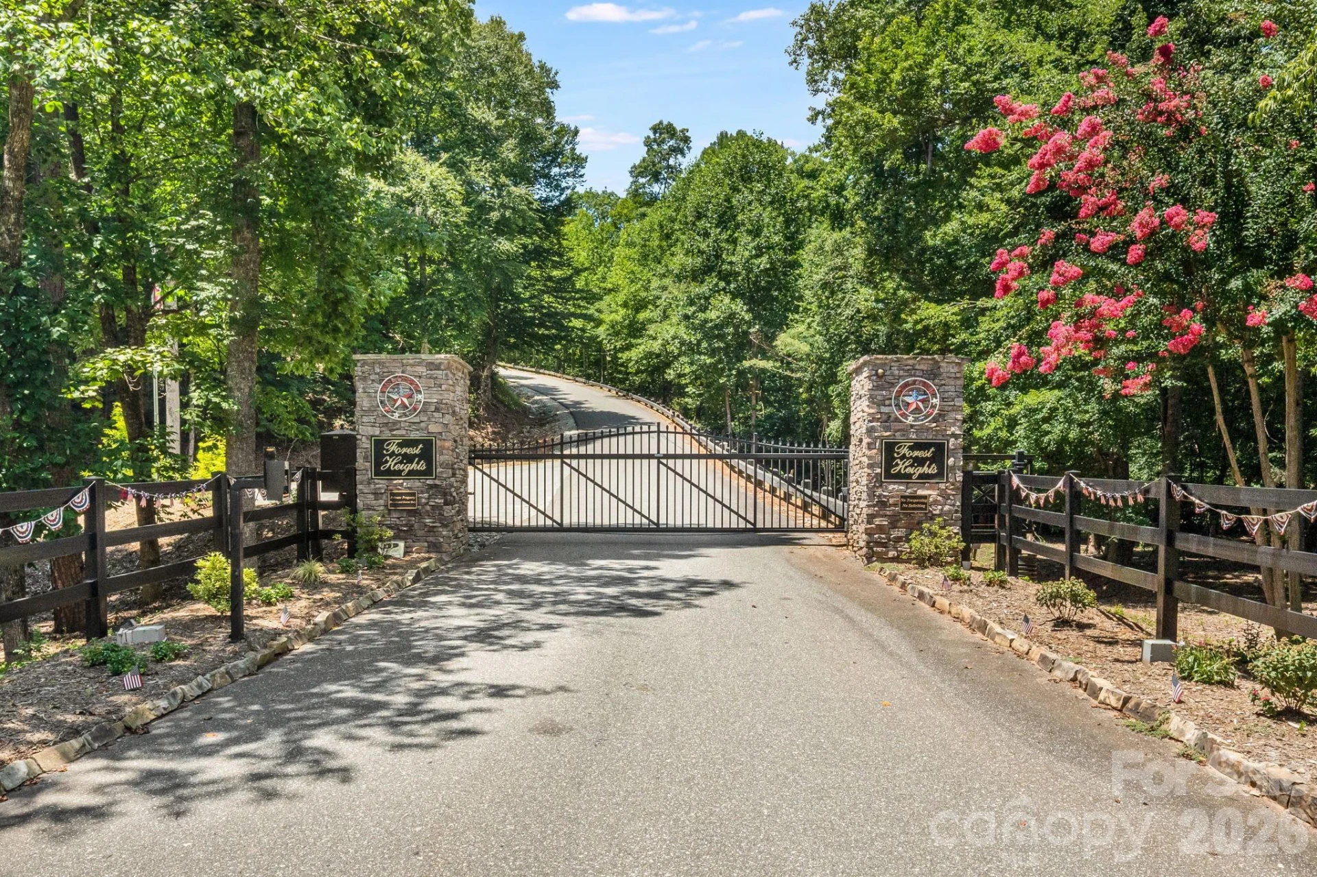 240 Ravenswood Drive - Photo 31