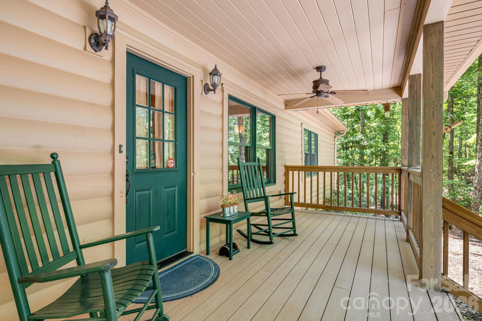 240 Ravenswood Drive - Photo 5
