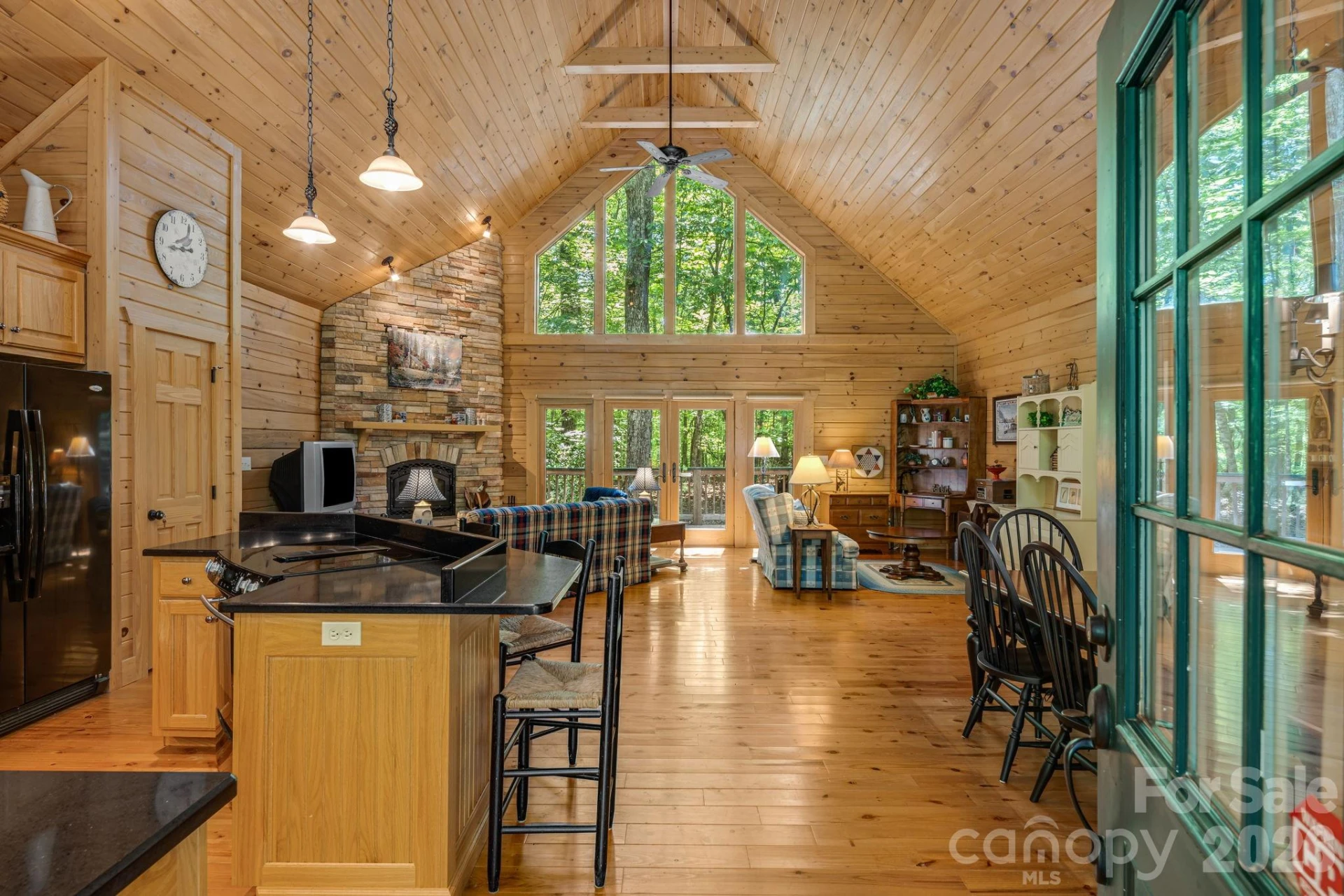 240 Ravenswood Drive - Photo 9