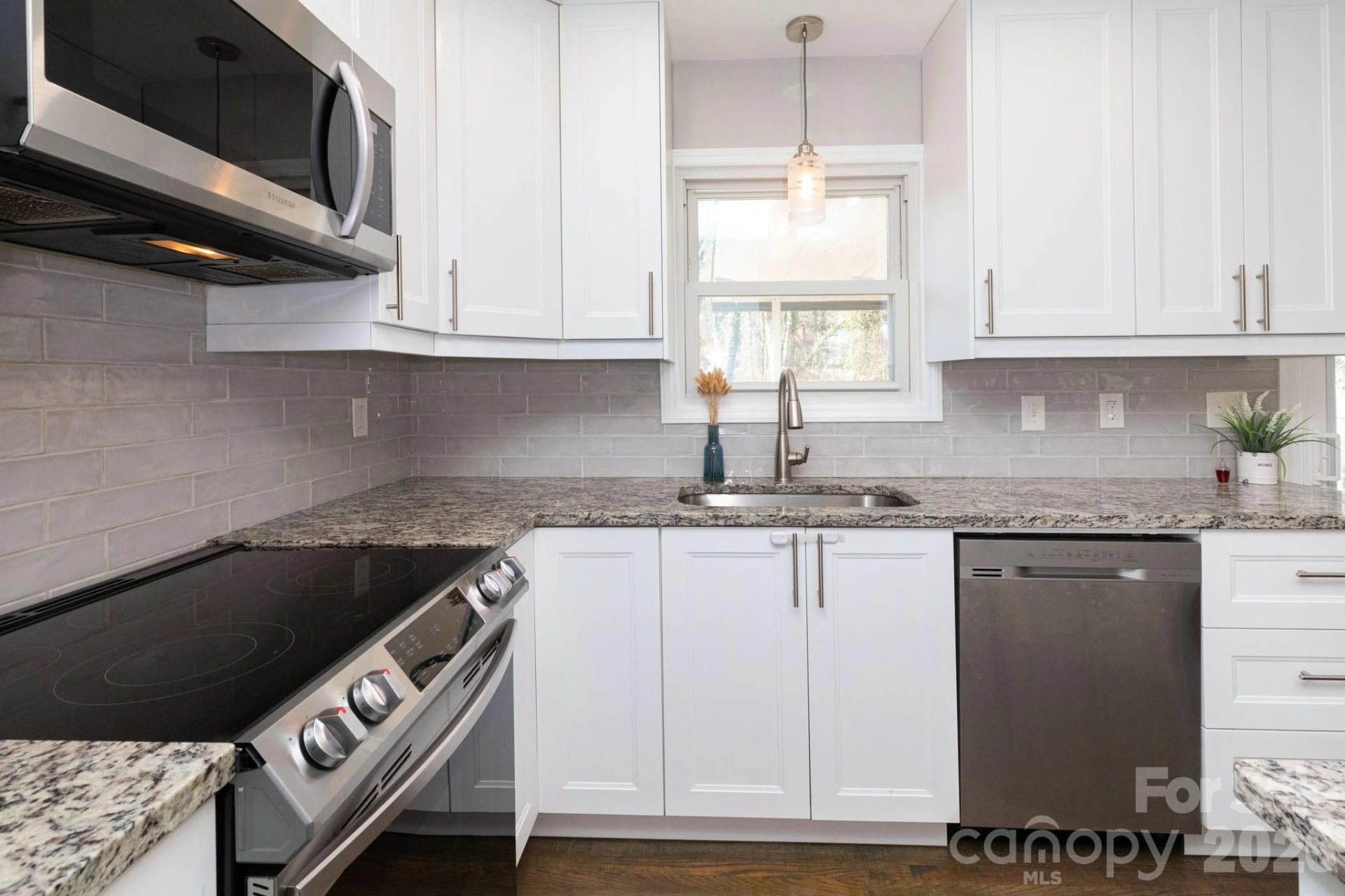 1226 Pinebrook Circle - Photo 7