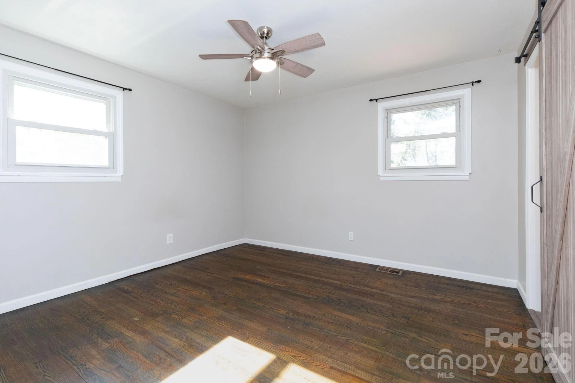 1226 Pinebrook Circle - Photo 9