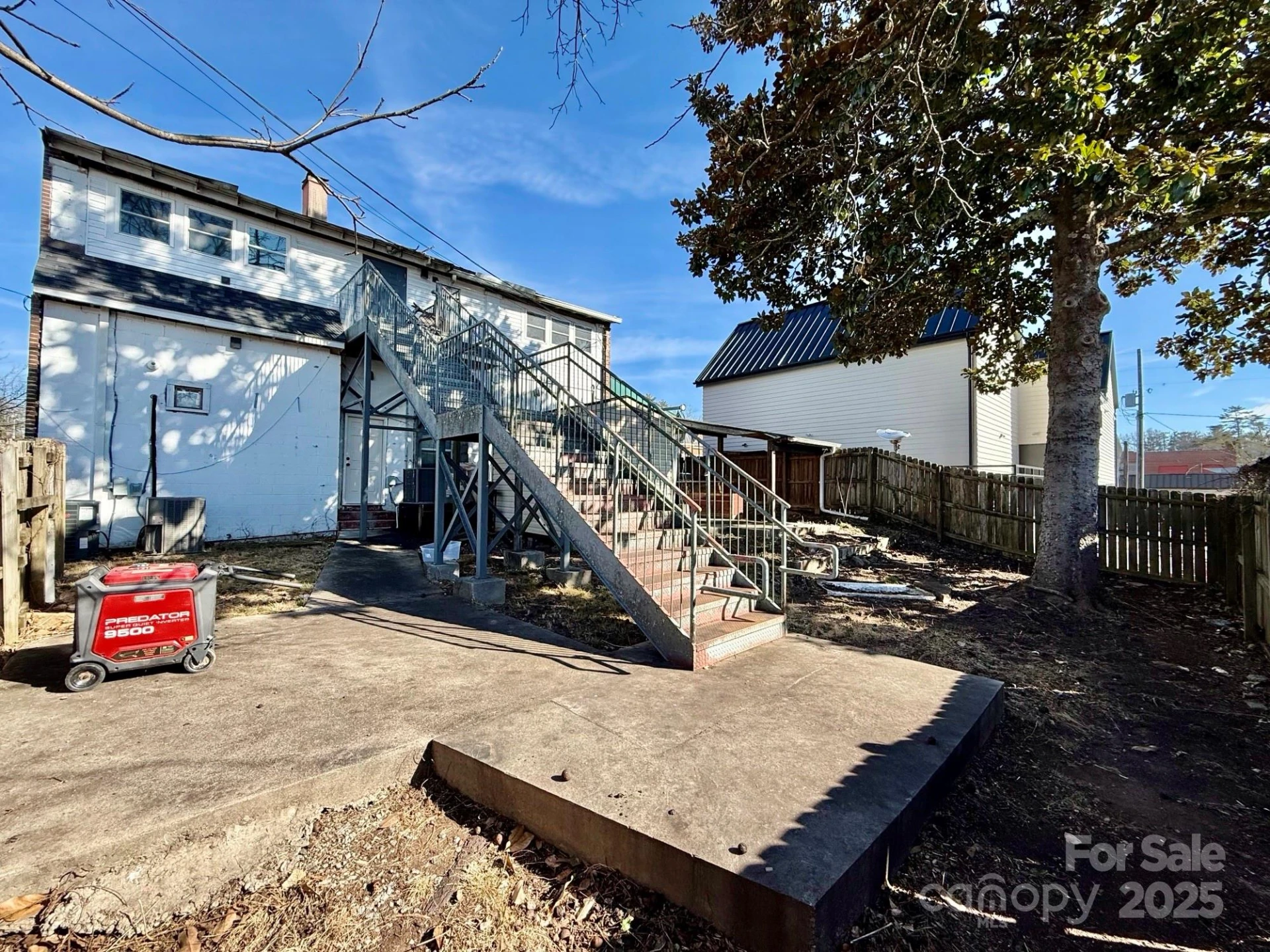100 E Main Street - Photo 18