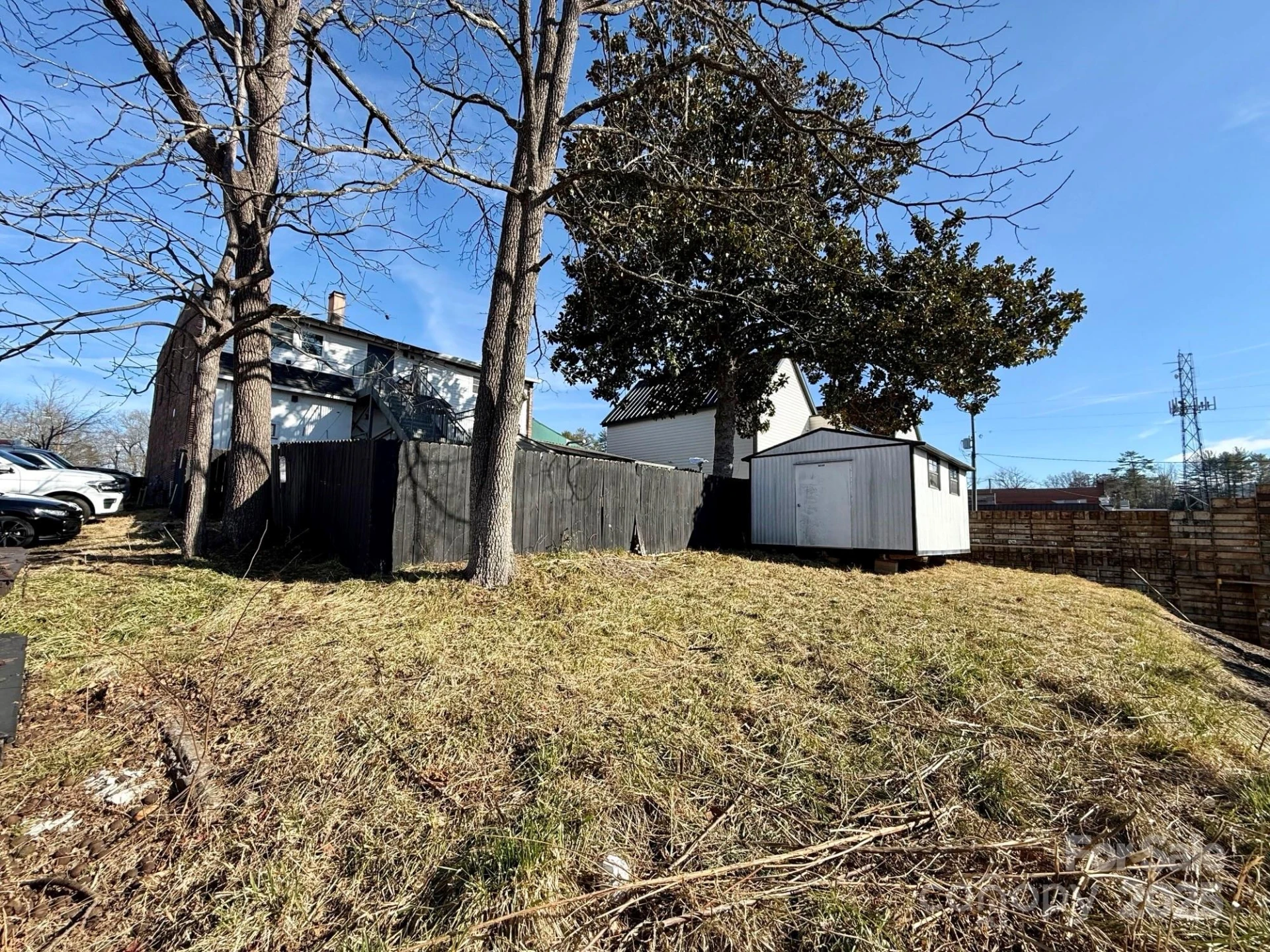 100 E Main Street - Photo 23