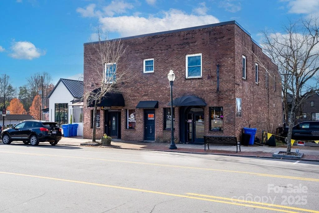 100 E Main Street - Photo 9