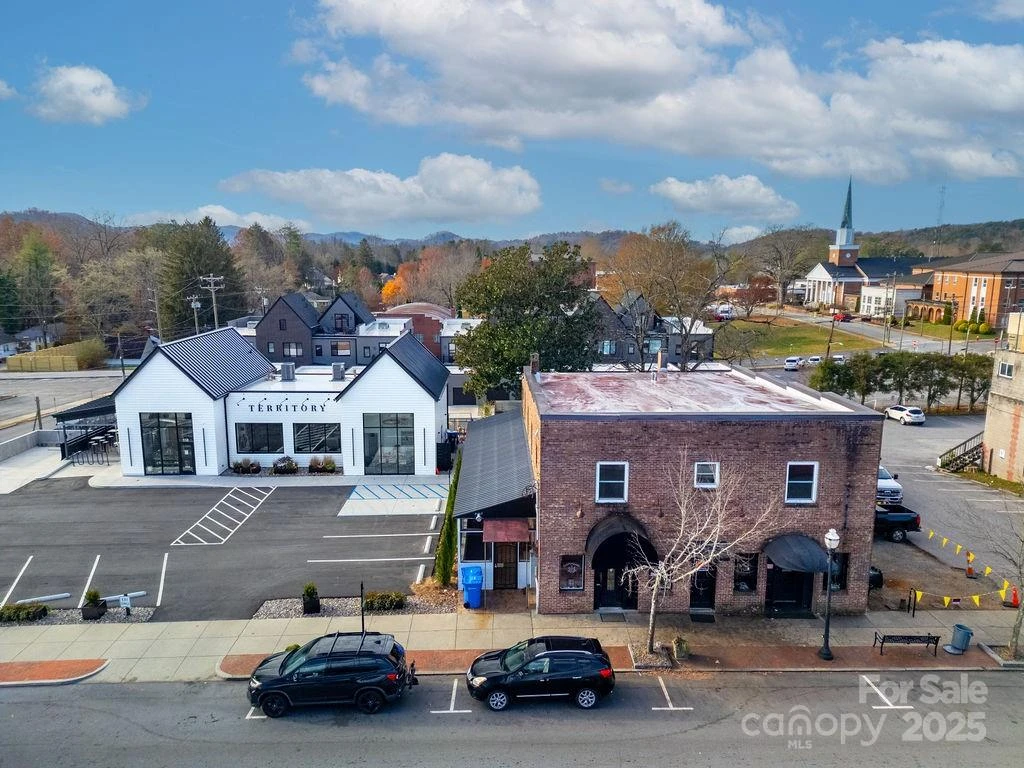 100 E Main Street - Photo 10