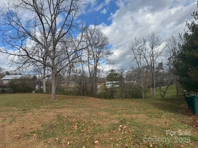 25 Highland Street - Photo 4