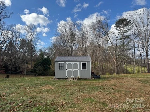 25 Highland Street - Photo 7