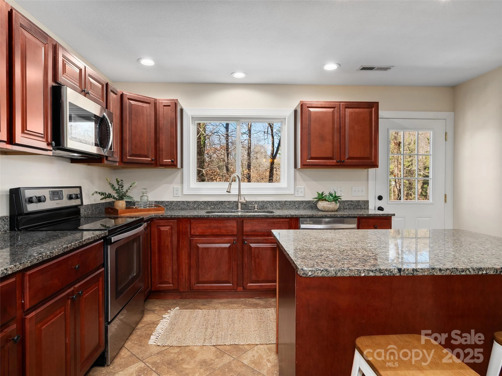 178 Locust Court - Photo 6