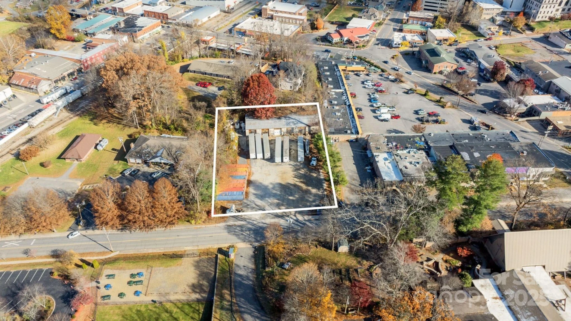 174 Miller Street - Photo 2