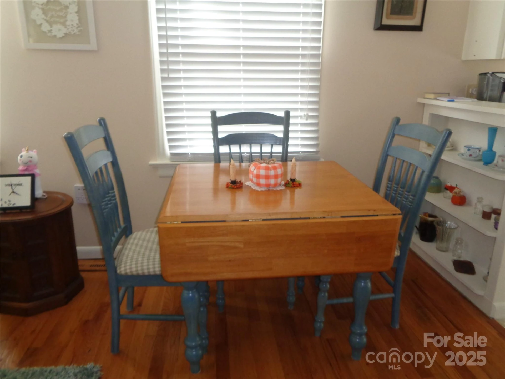 230 Leisure Lane - Photo 6
