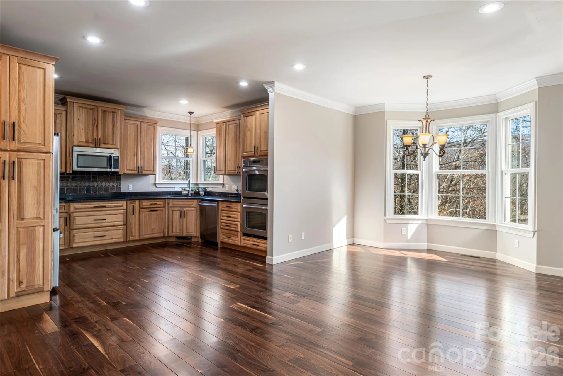 98 Sovereign Lane - Photo 5