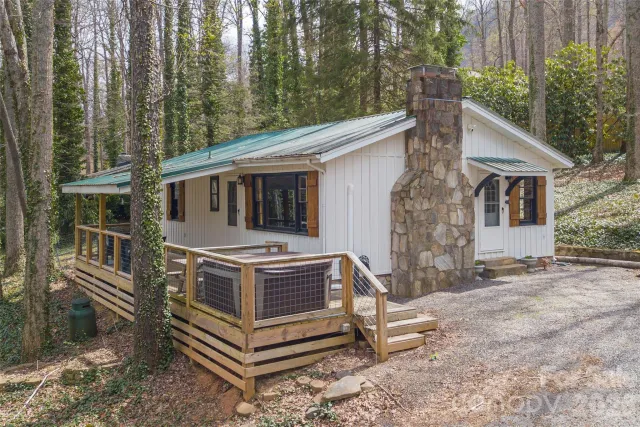 147 Azalea Drive