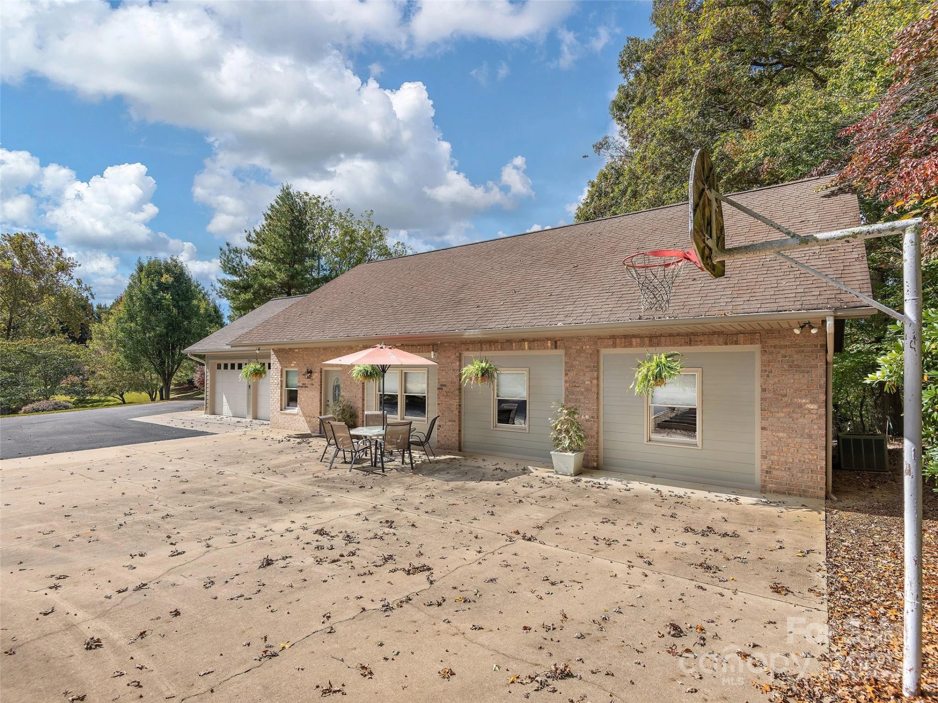 355 Johnson Drive - Photo 4
