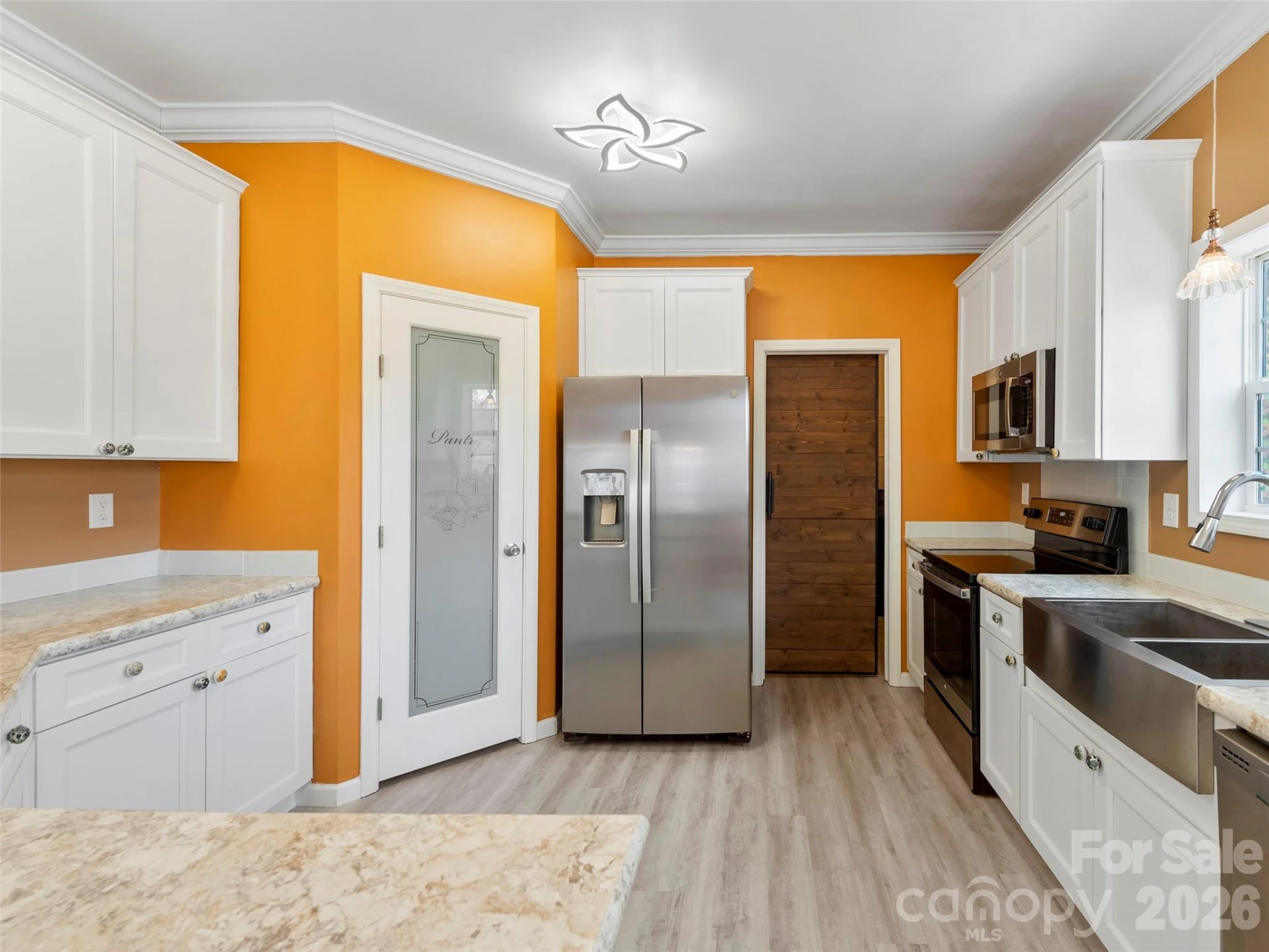 83 Moss Hill Drive - Photo 10