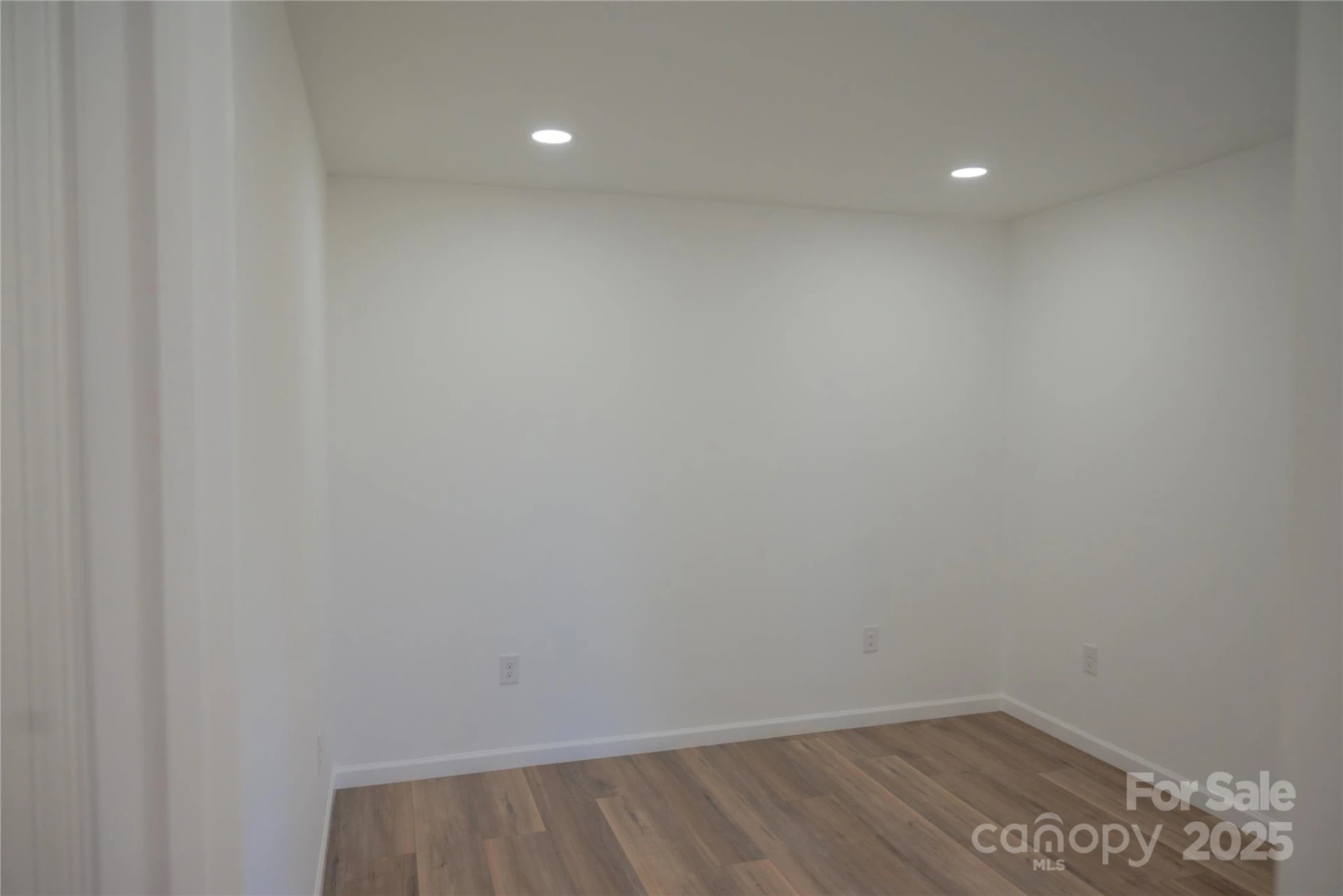 213 Mountain View Street - Photo 16