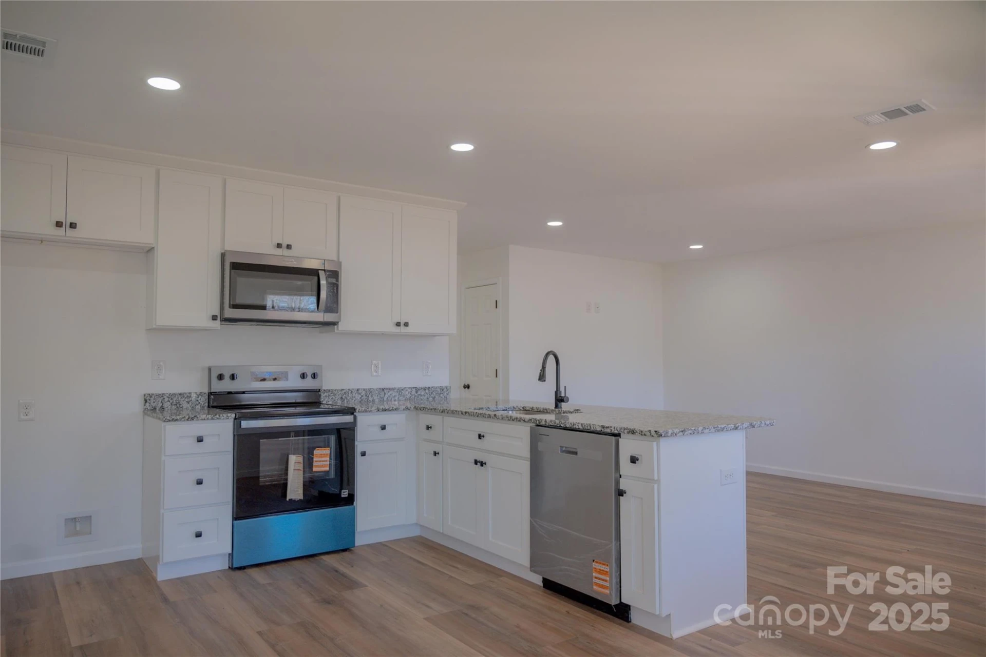 213 Mountain View Street - Photo 7