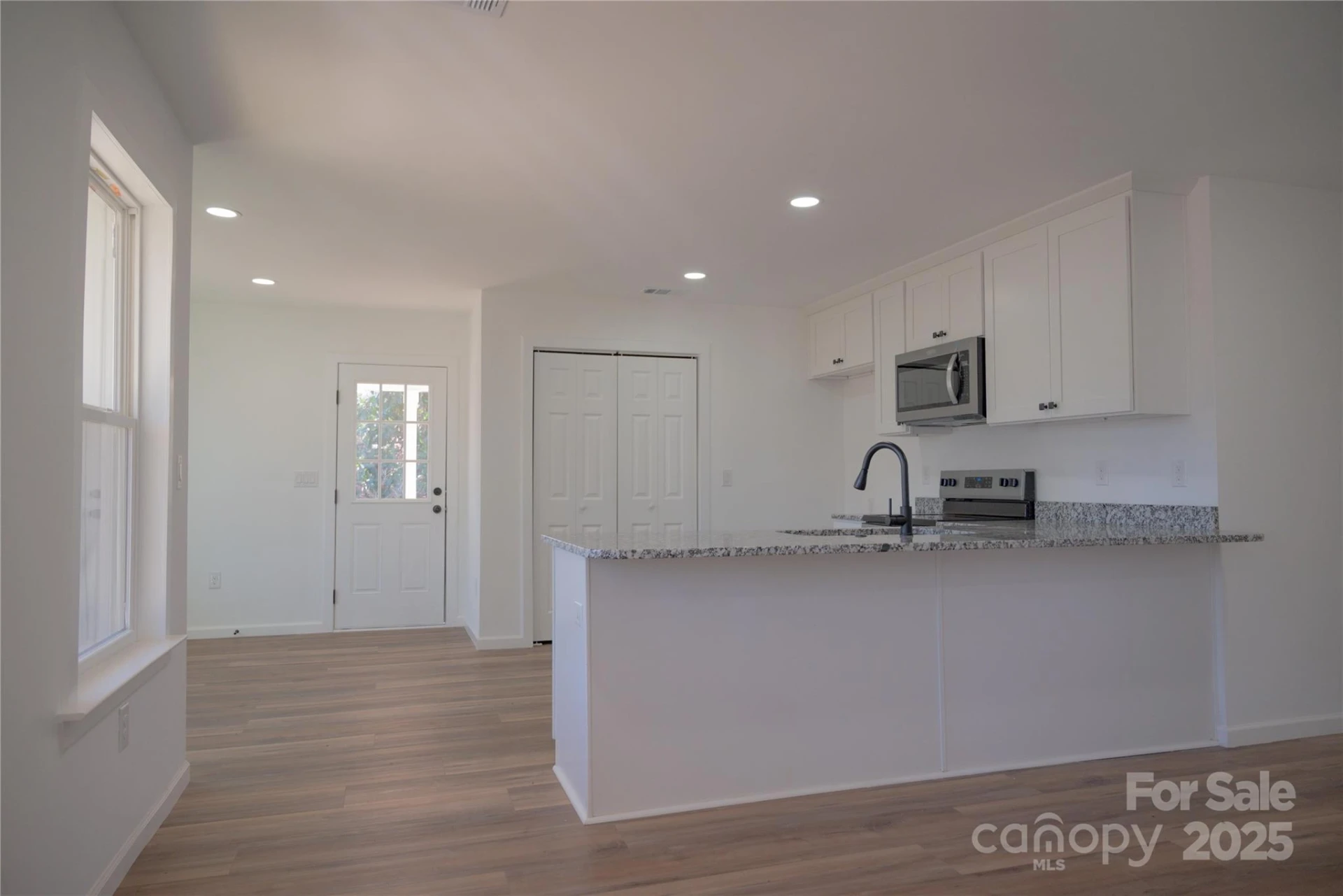 213 Mountain View Street - Photo 9