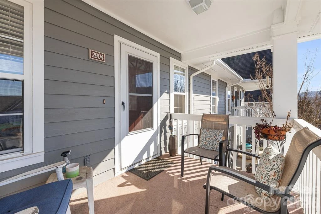 2904 Sagamore Lane